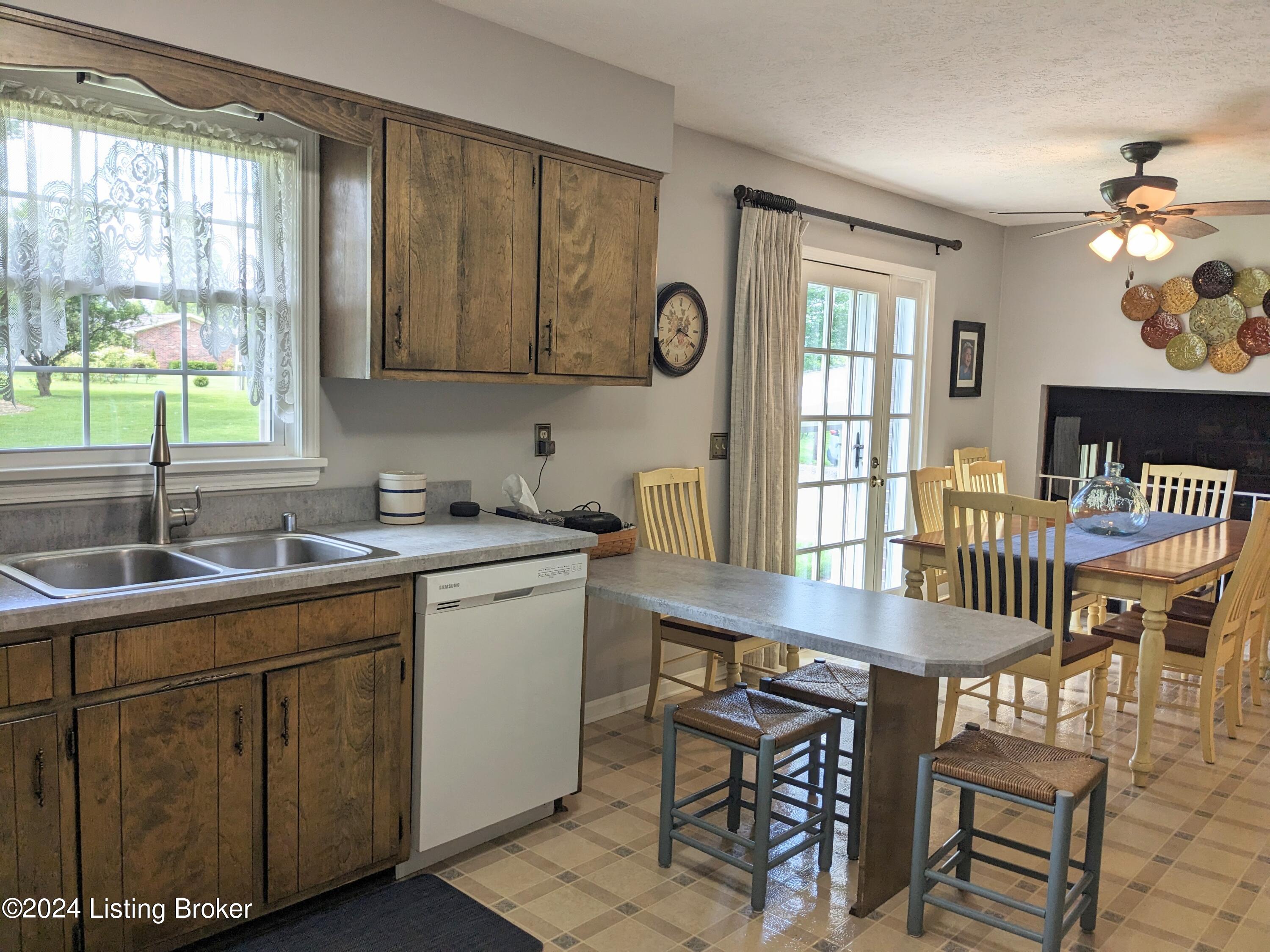 164 Salt River Dr
