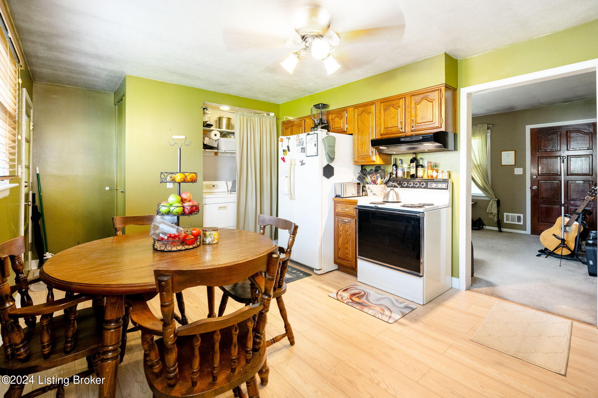 8313 Devonshire Dr