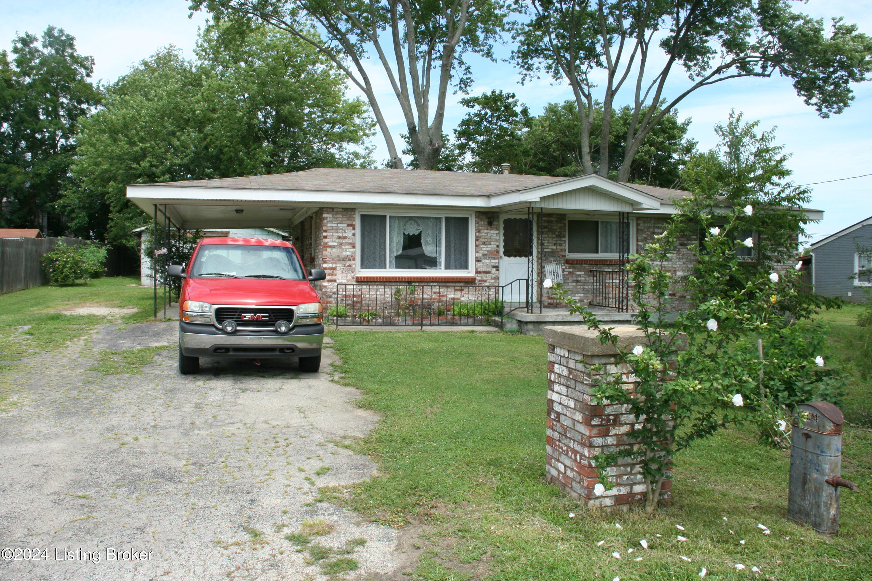 188 Meadowview Dr
