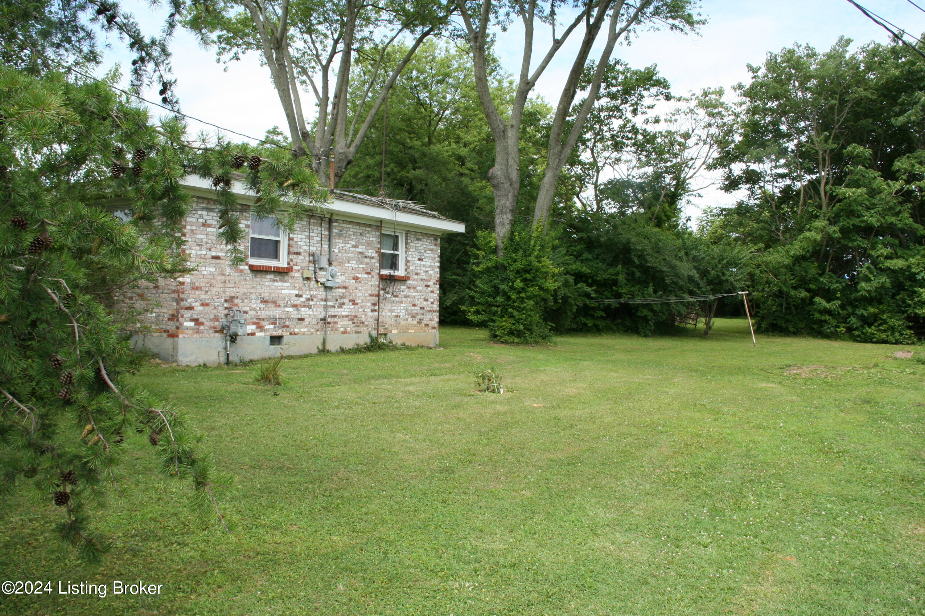 188 Meadowview Dr