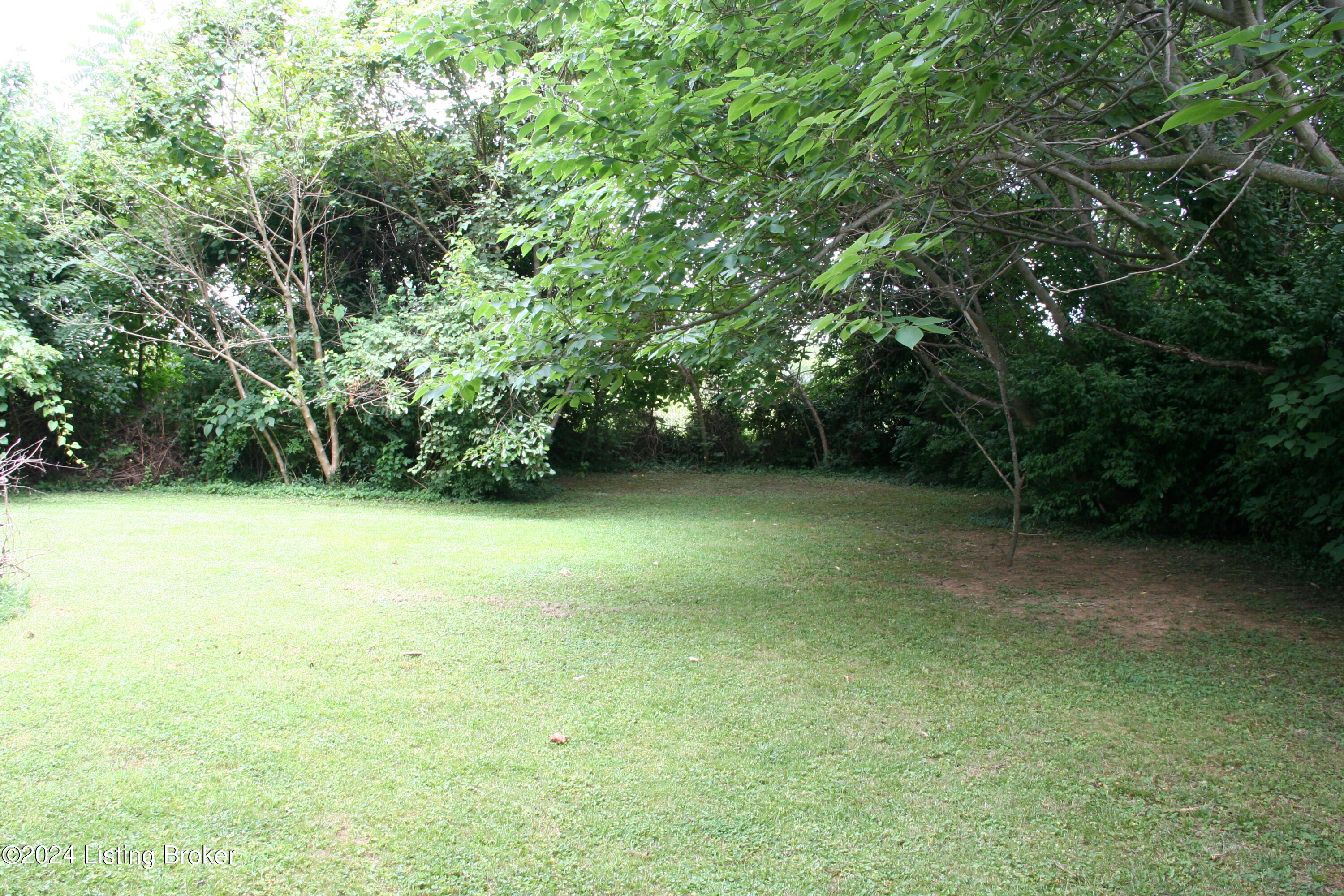 188 Meadowview Dr