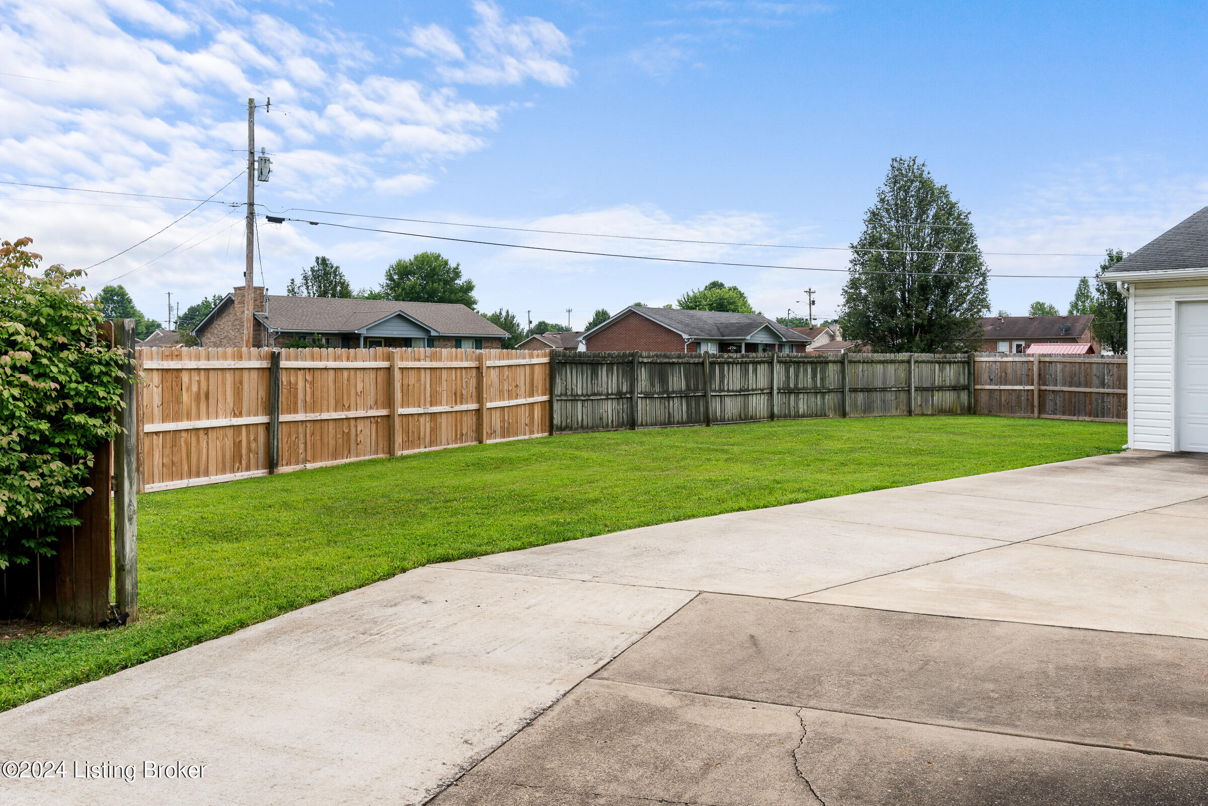 475 Jennymac Dr
