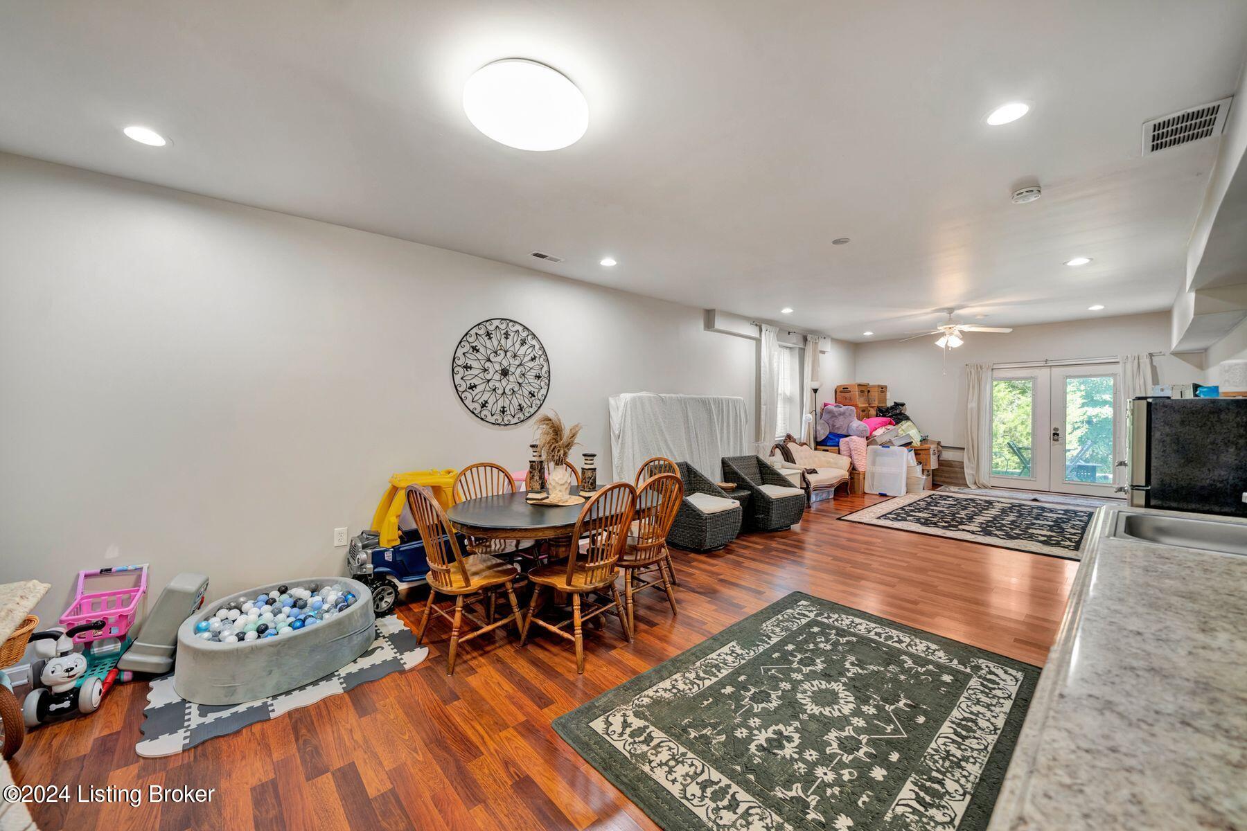 4022 Bolling Brook Dr