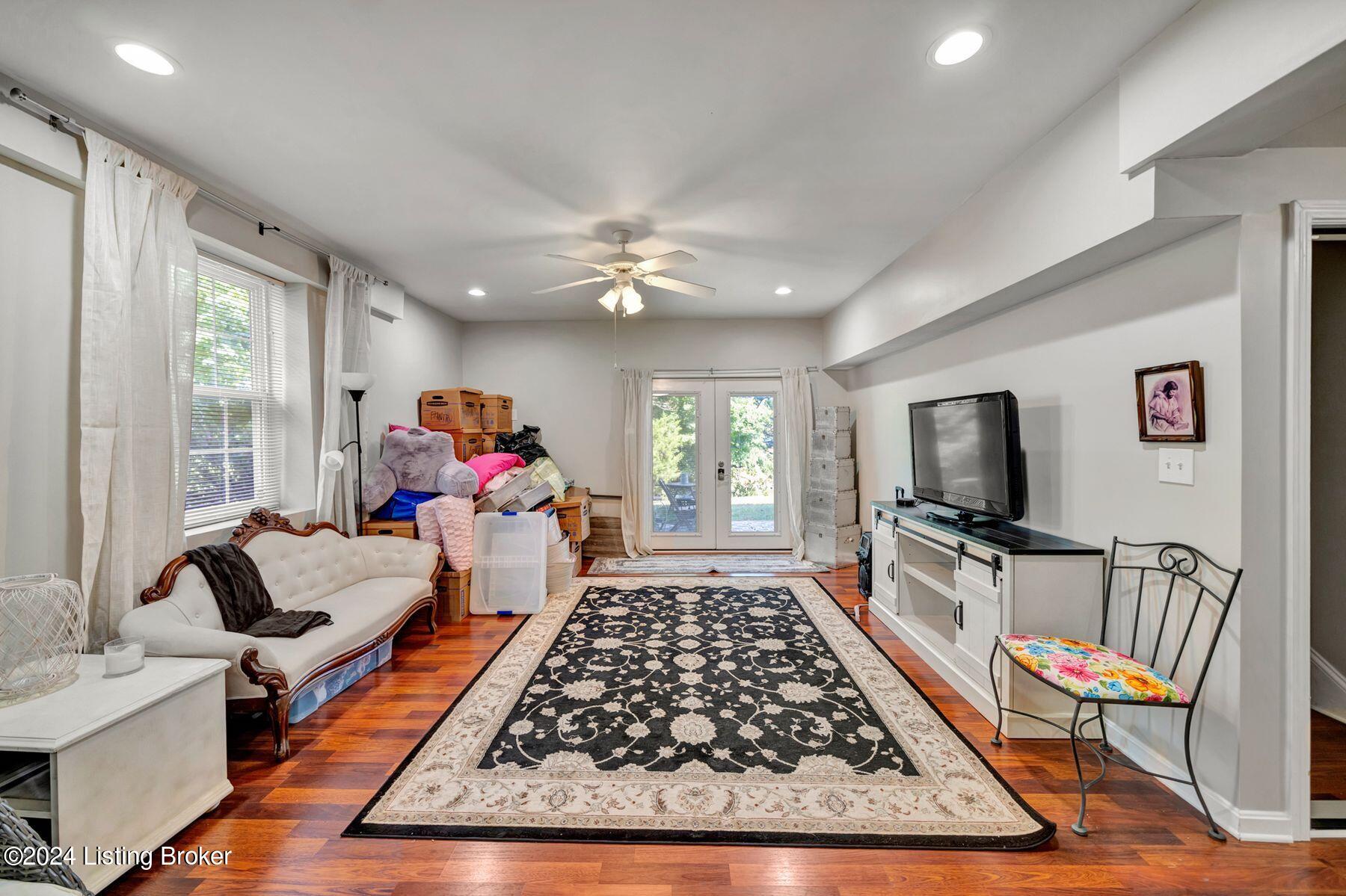 4022 Bolling Brook Dr