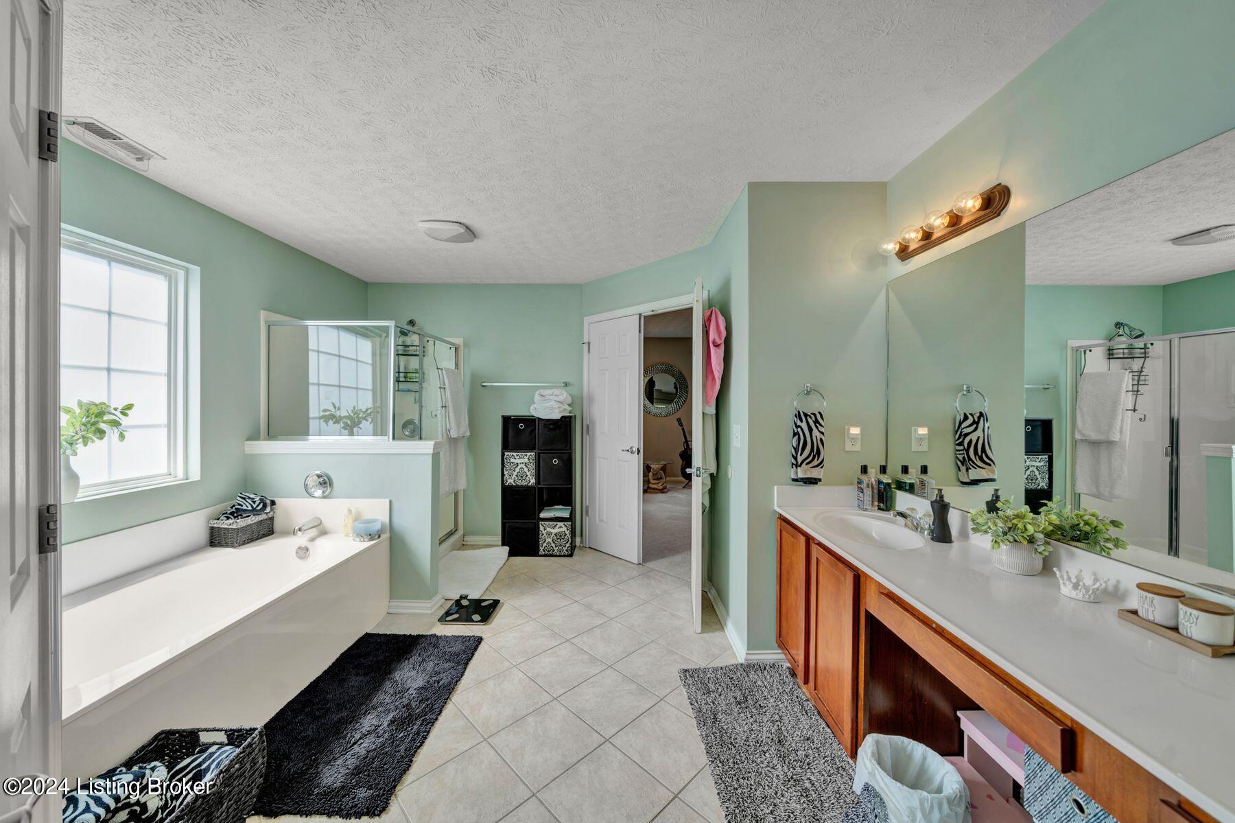 4022 Bolling Brook Dr