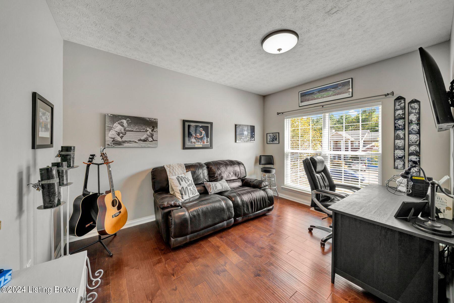 4022 Bolling Brook Dr