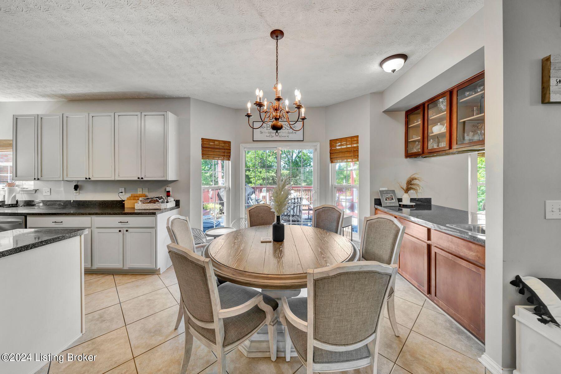 4022 Bolling Brook Dr