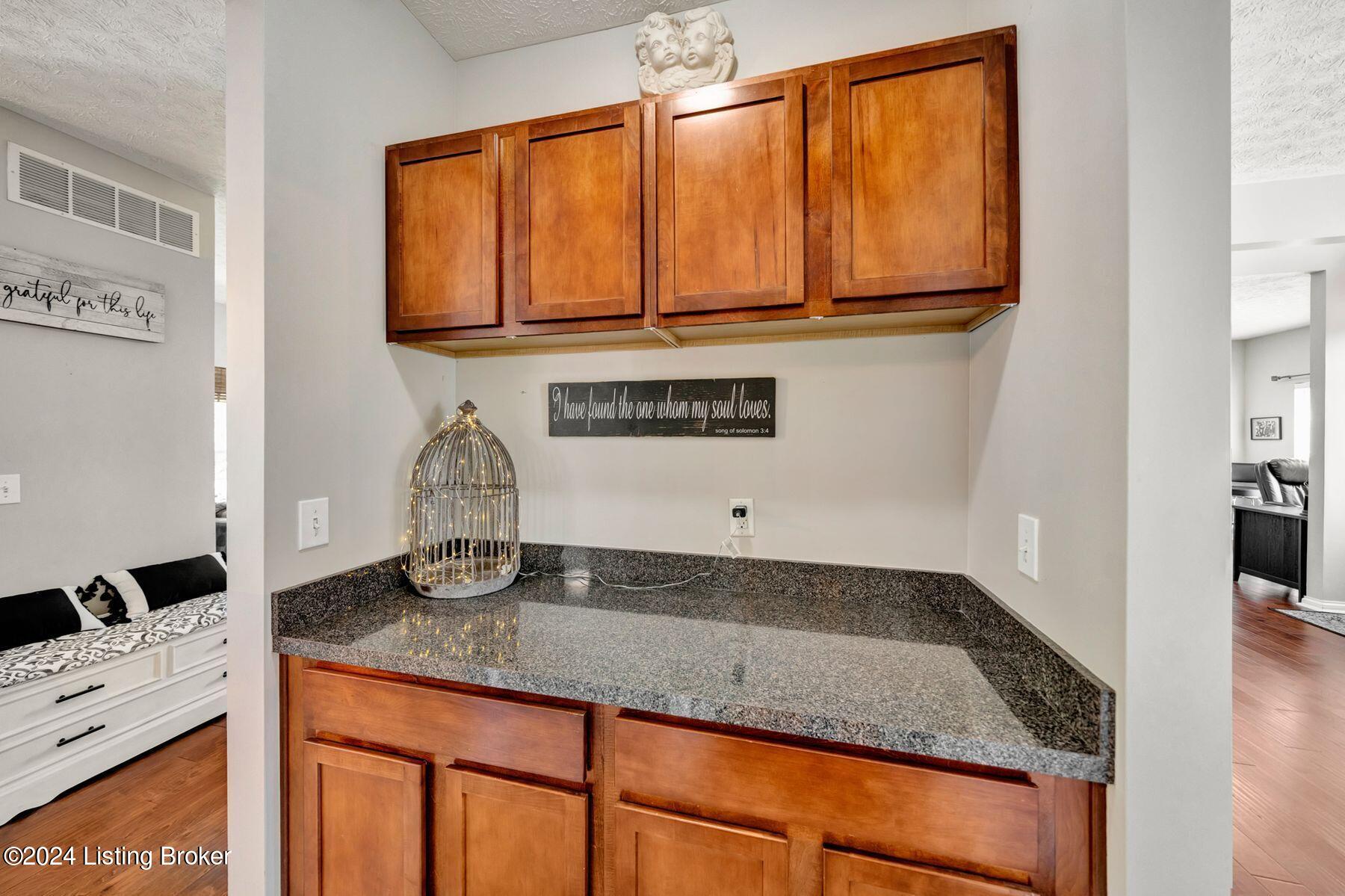 4022 Bolling Brook Dr