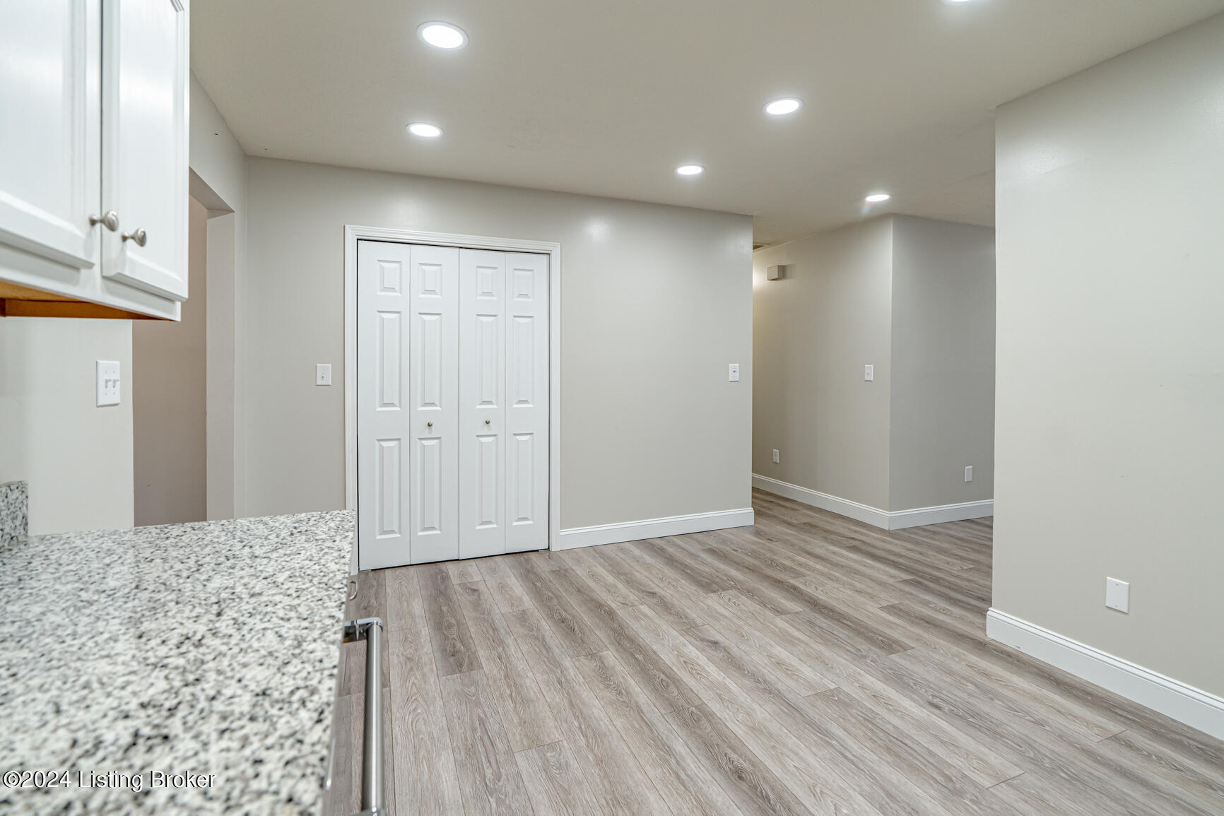 202 Howlett Dr