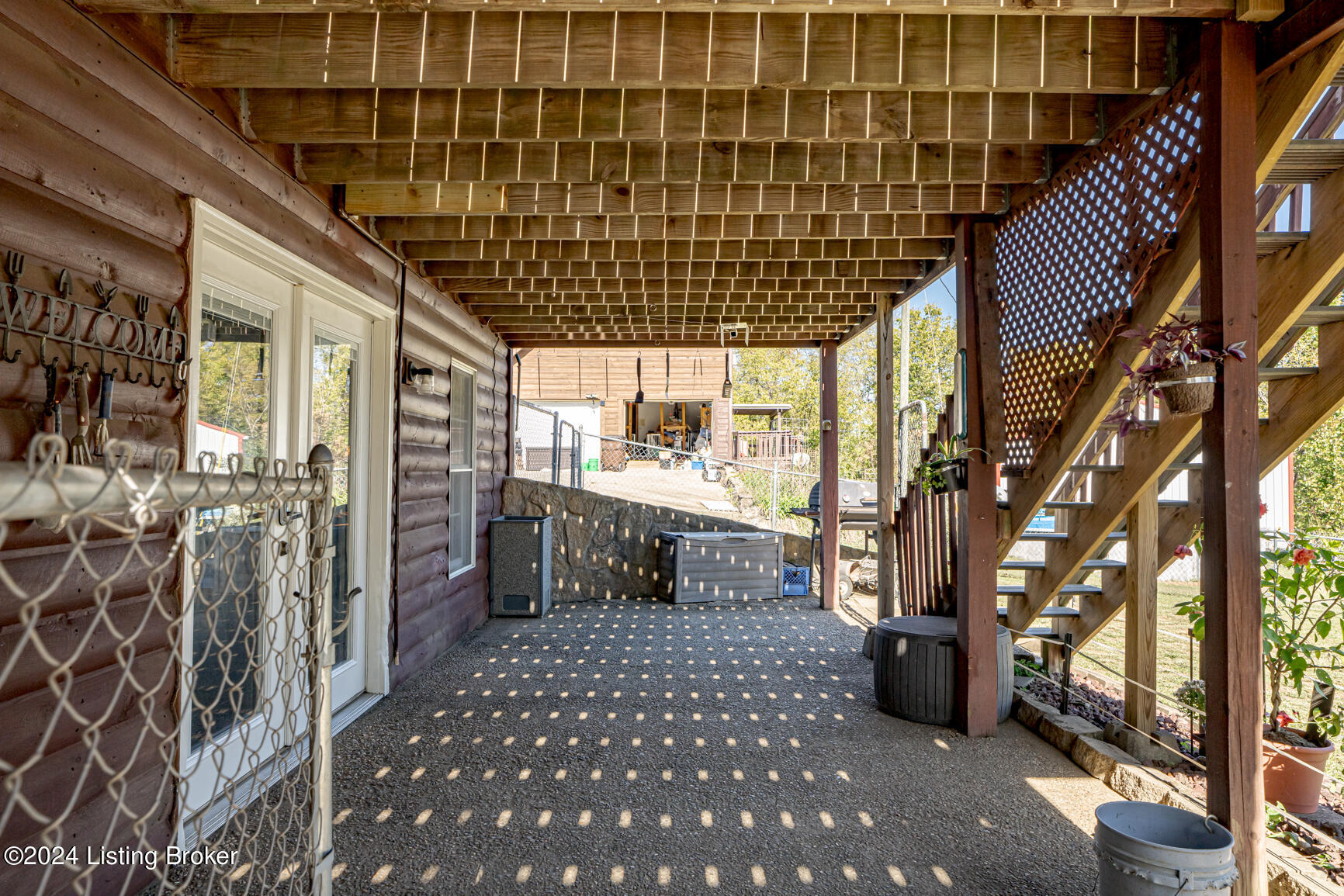 137 Old Possum Ridge Rd