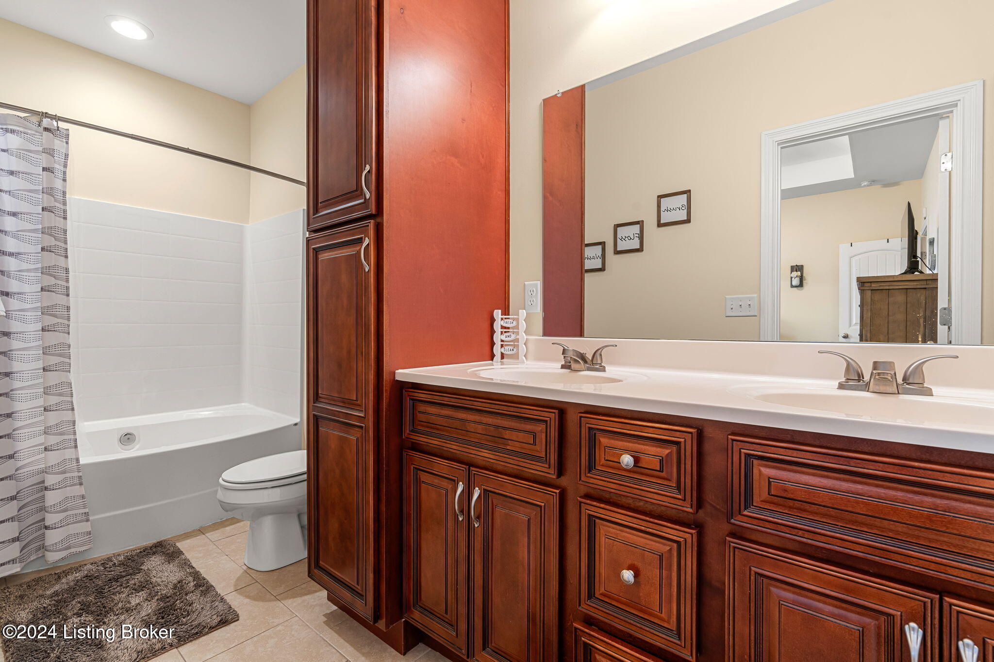 138 Elder Glen Ct