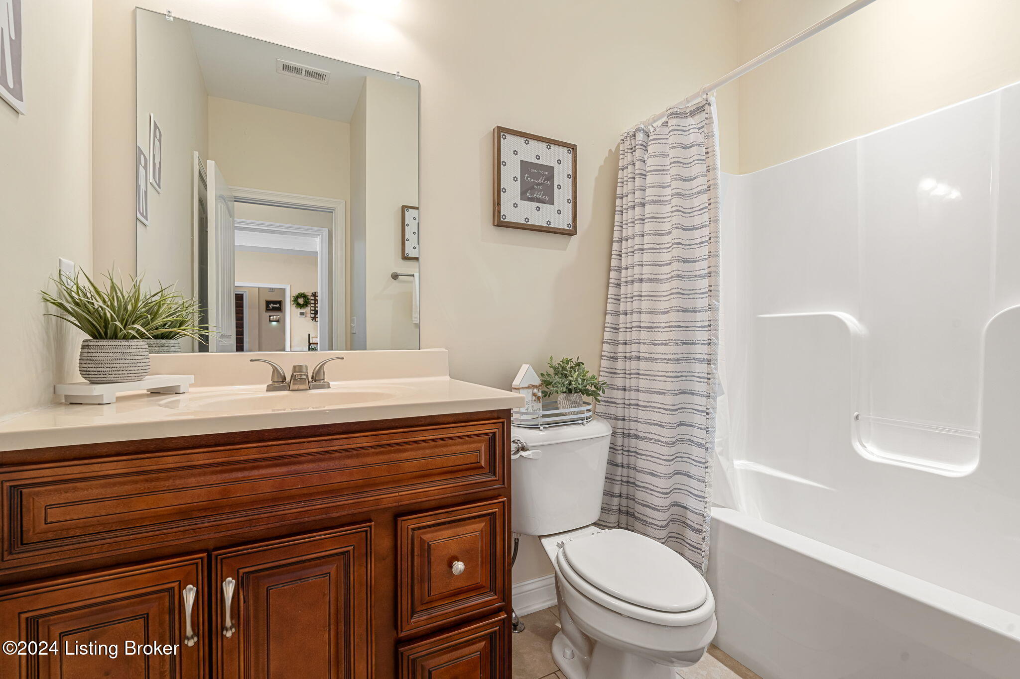 138 Elder Glen Ct