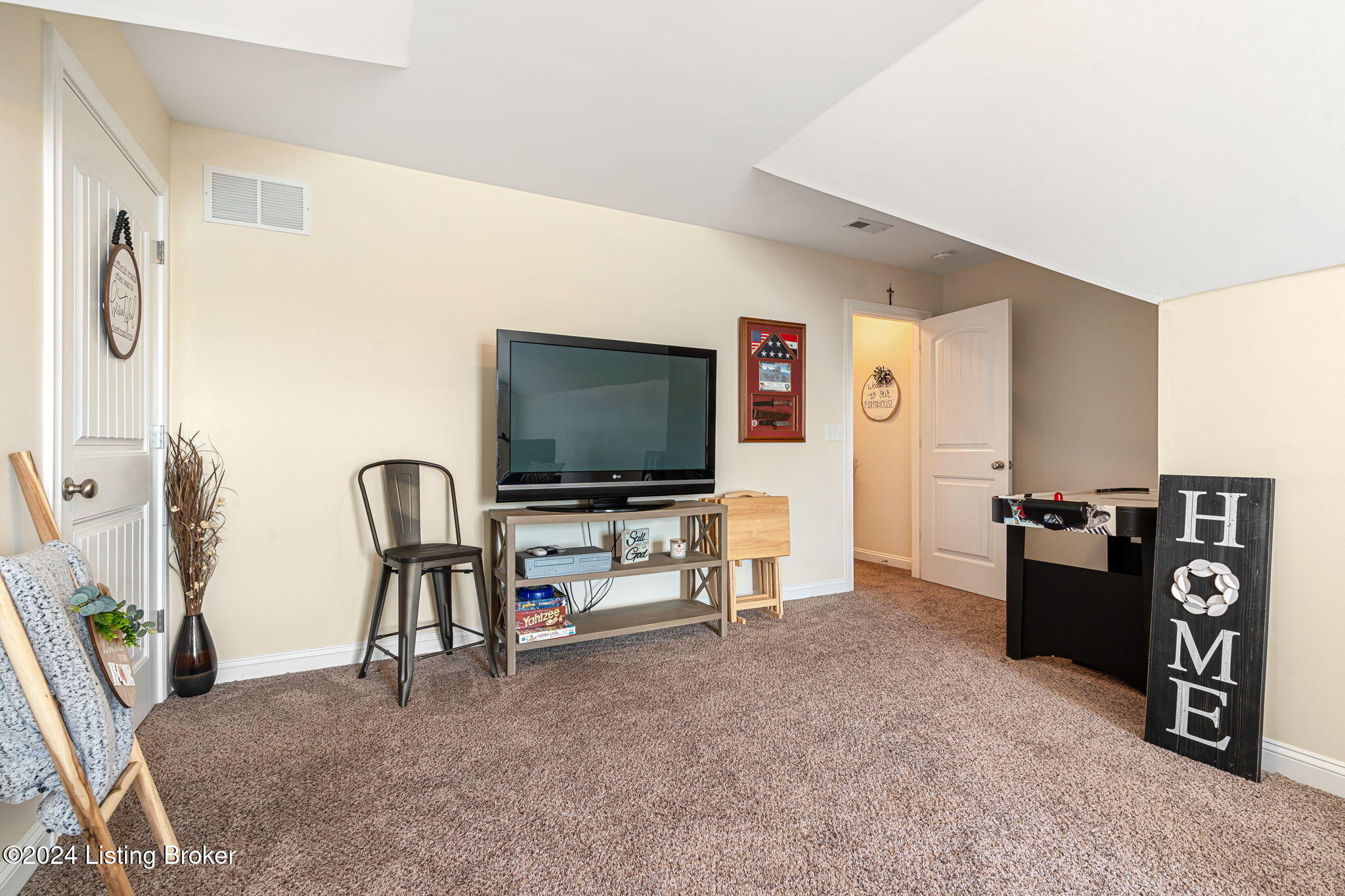 138 Elder Glen Ct