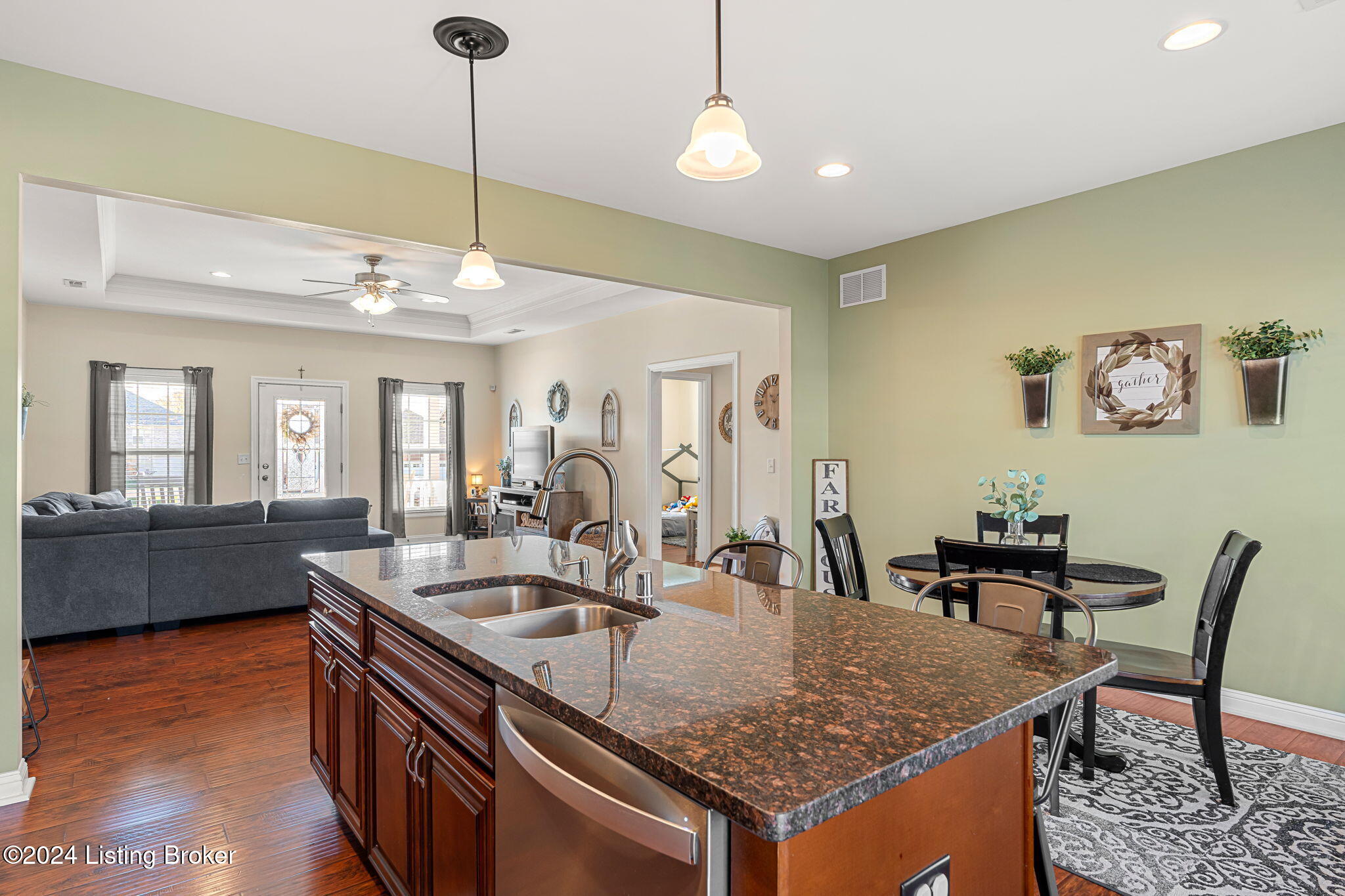 138 Elder Glen Ct