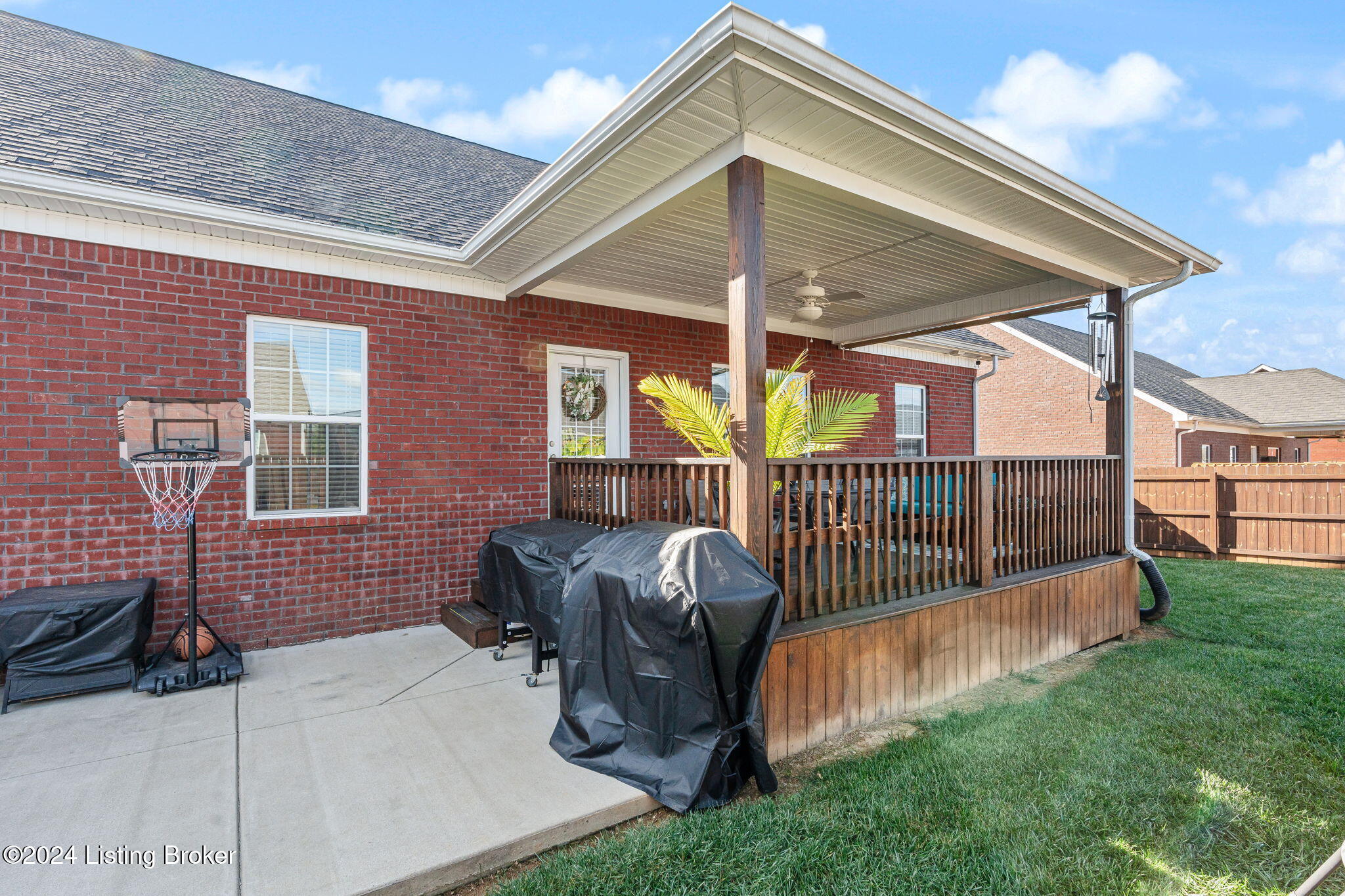 138 Elder Glen Ct