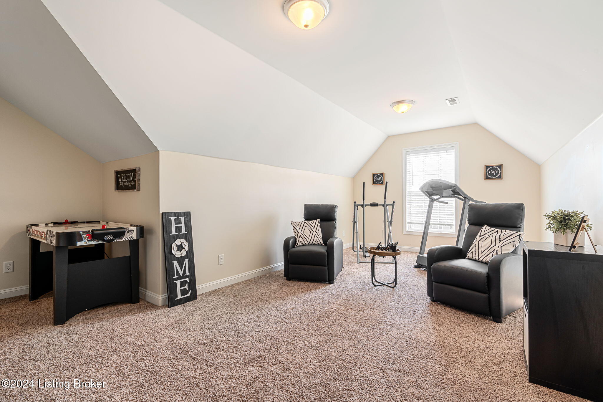 138 Elder Glen Ct