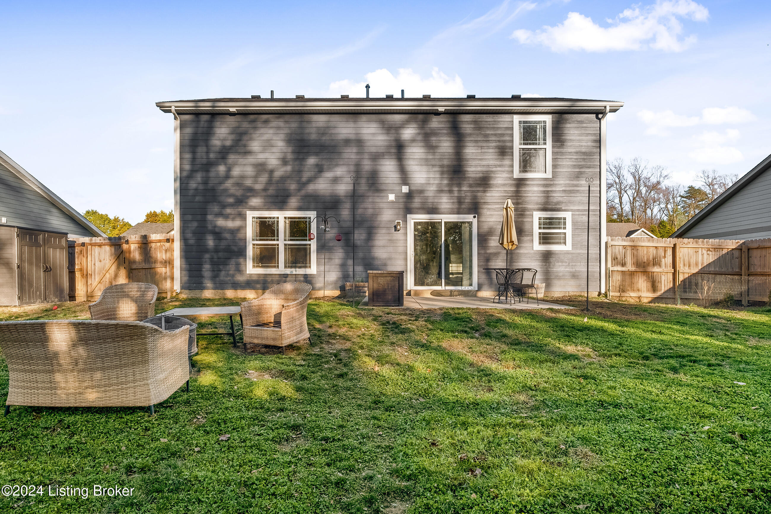 9022 Manslick Commons Dr
