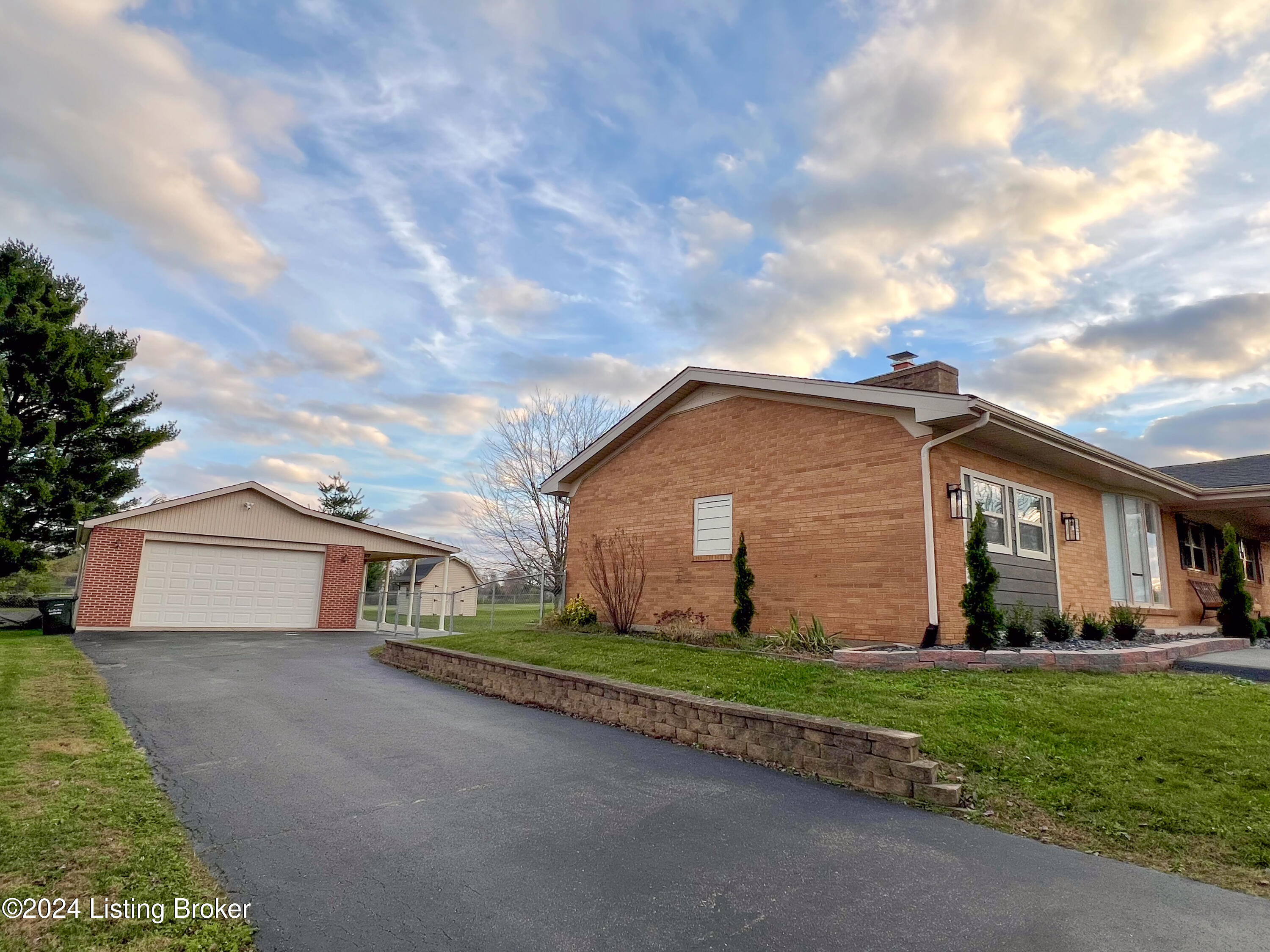 264 Gene St