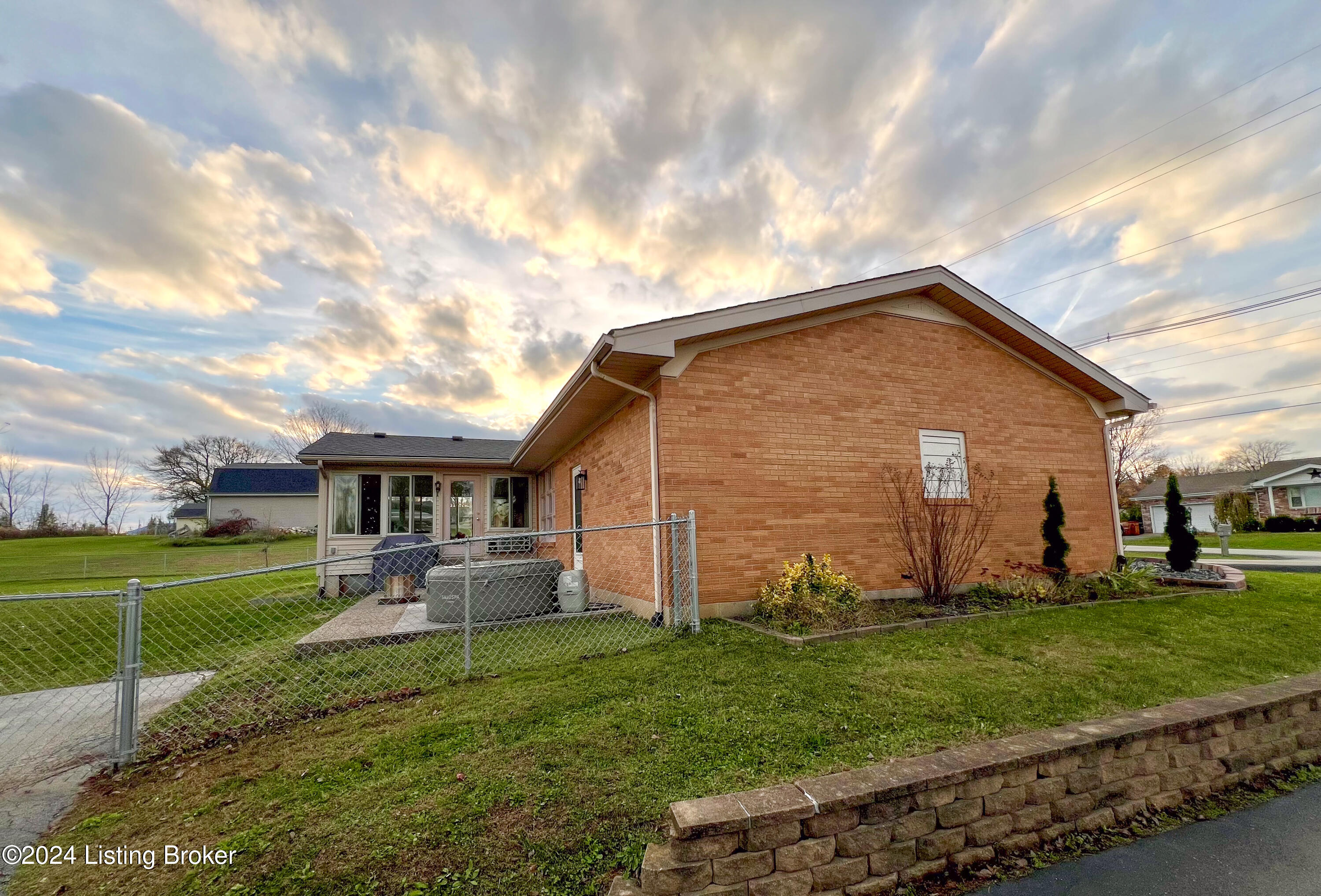264 Gene St