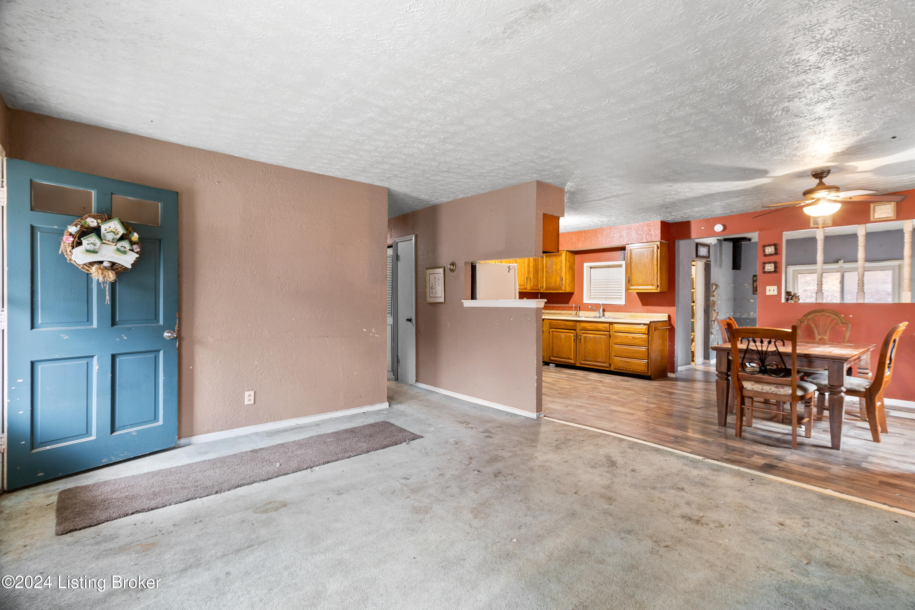 410 Roe Hill Rd