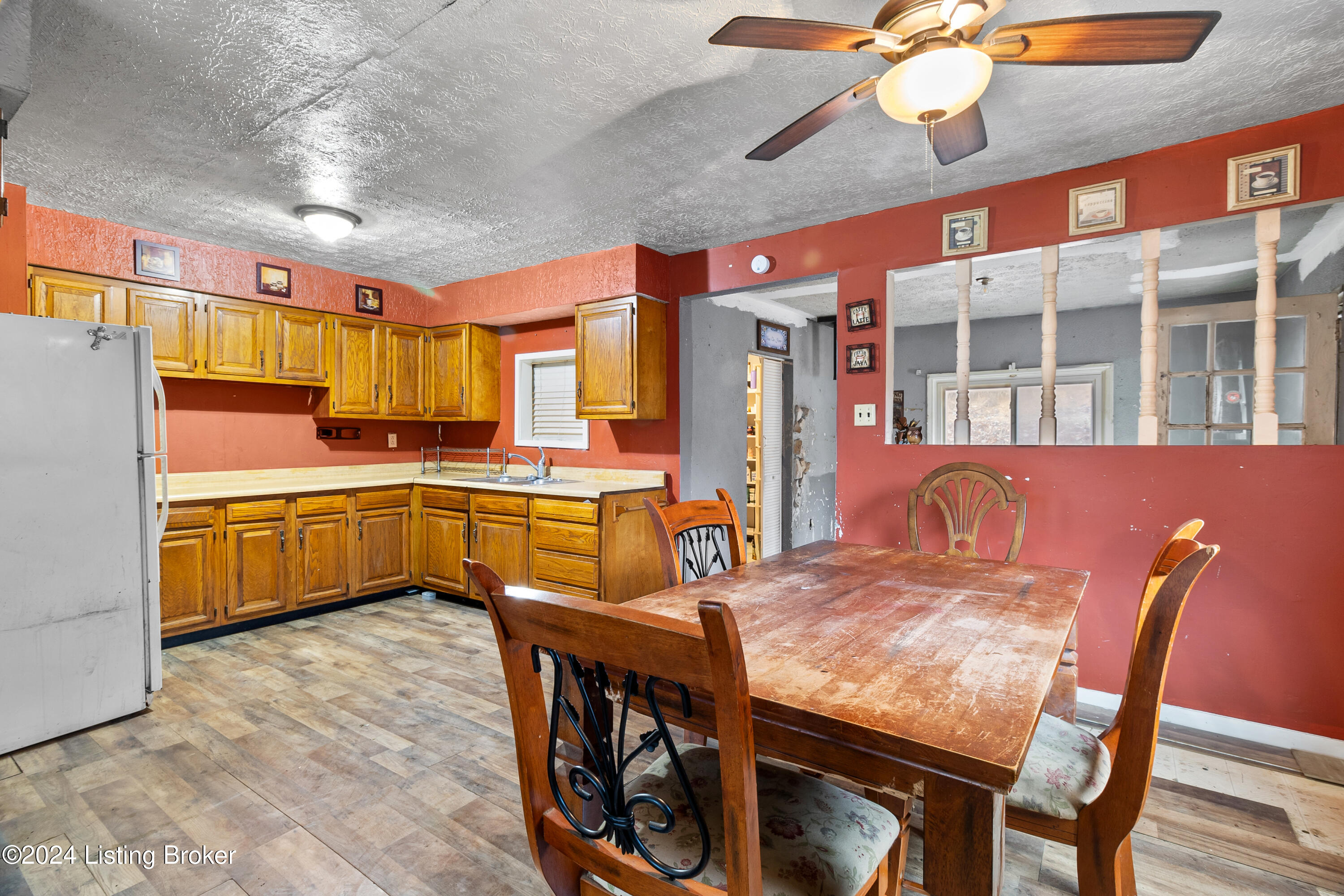 410 Roe Hill Rd