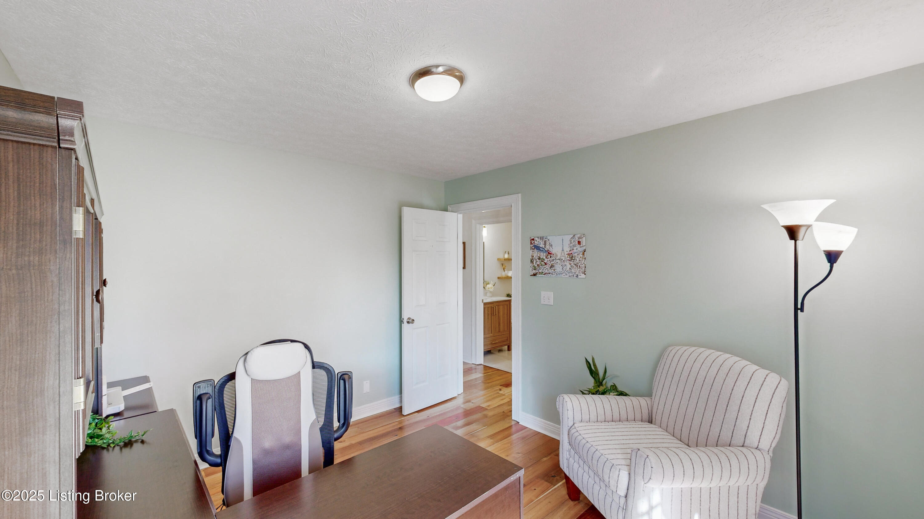 321 Stoneledge Dr