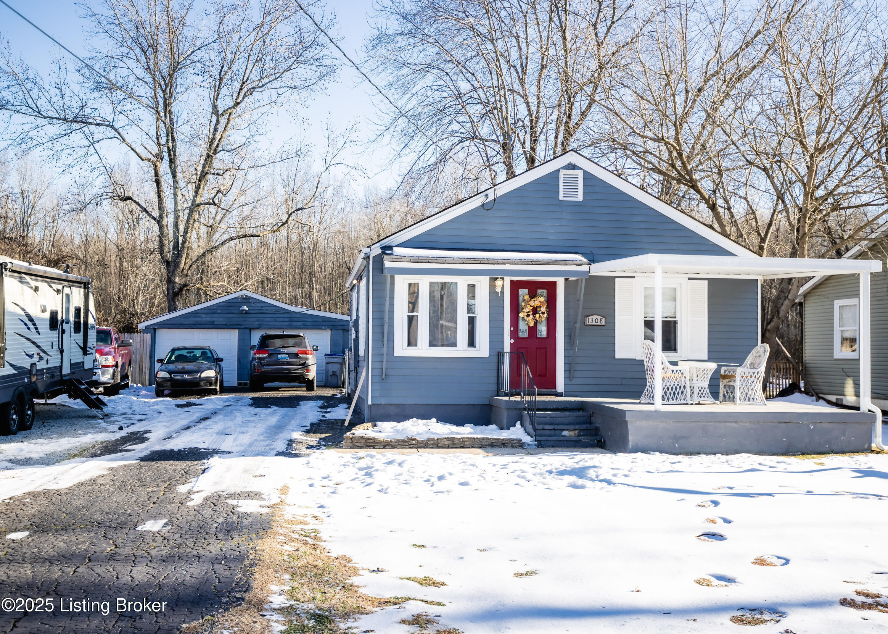 1308 Doris Dr