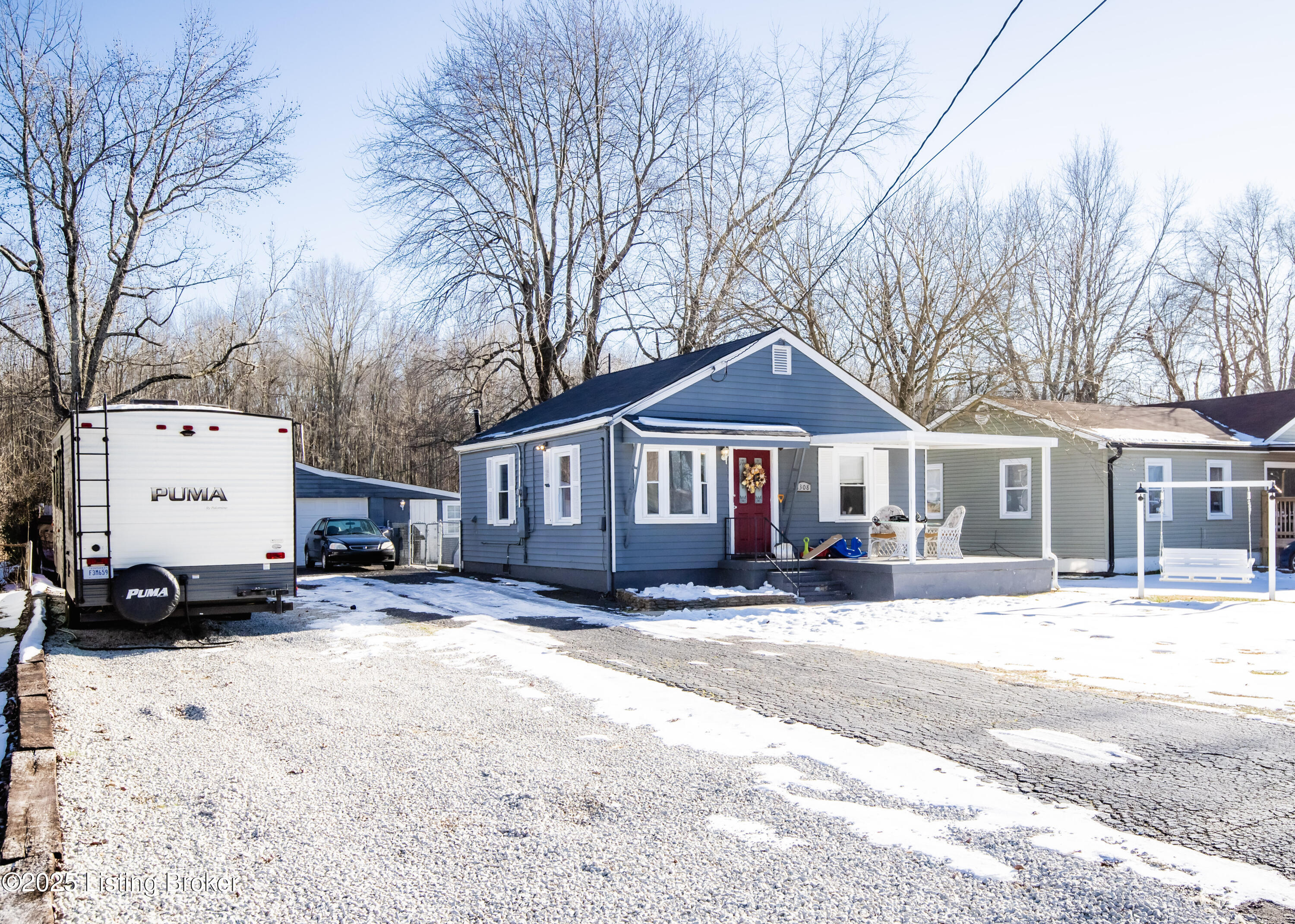 1308 Doris Dr