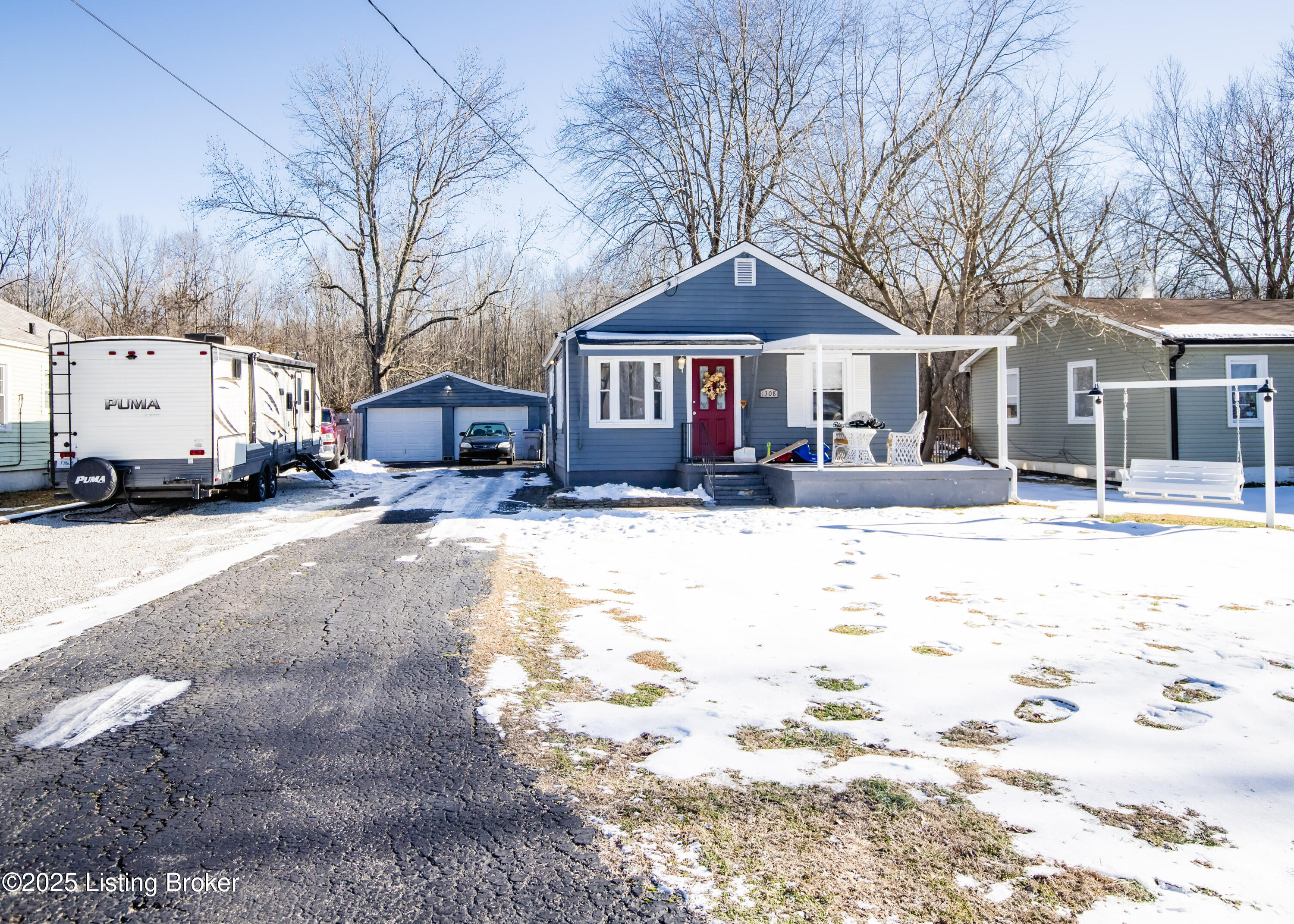 1308 Doris Dr