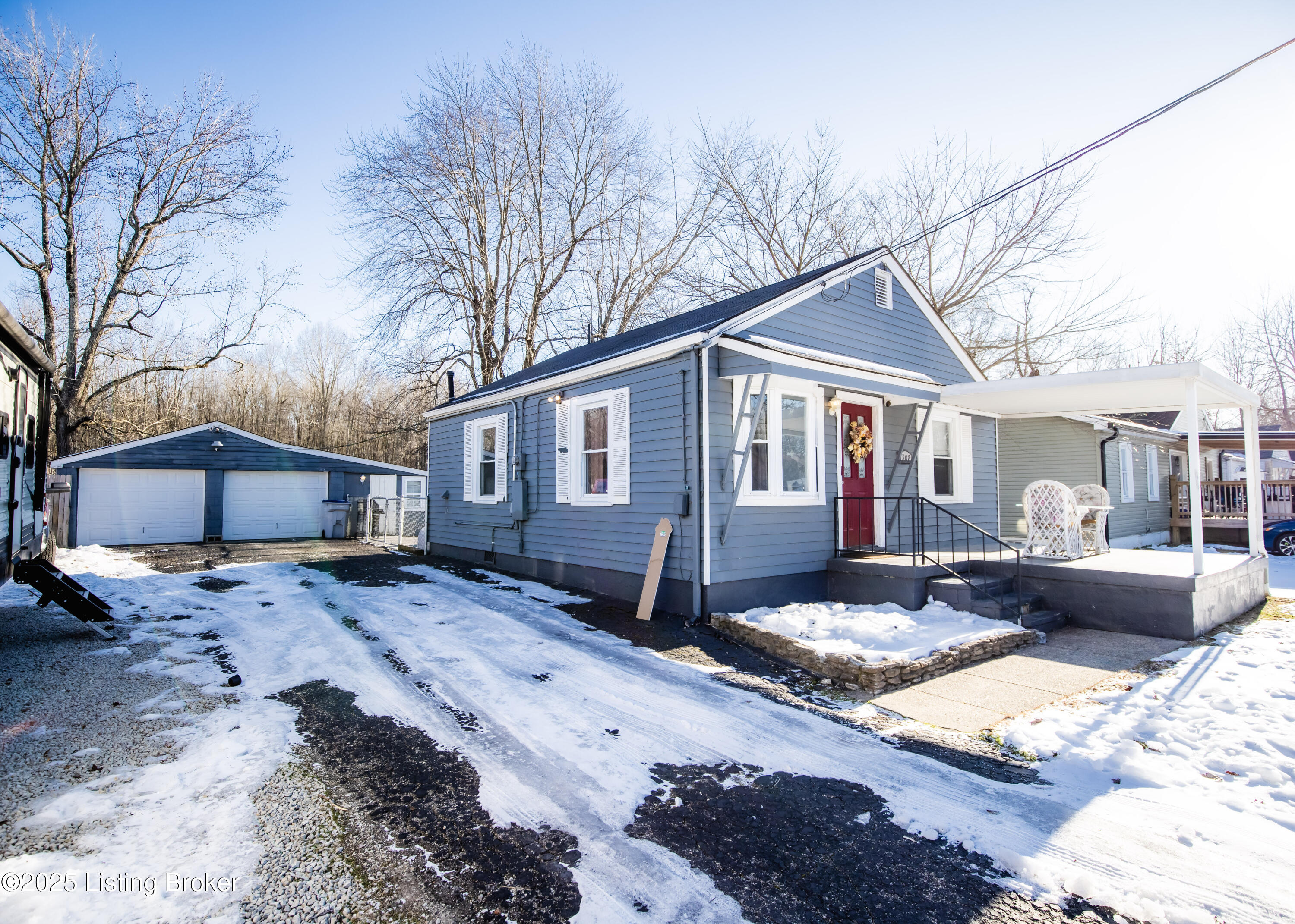 1308 Doris Dr