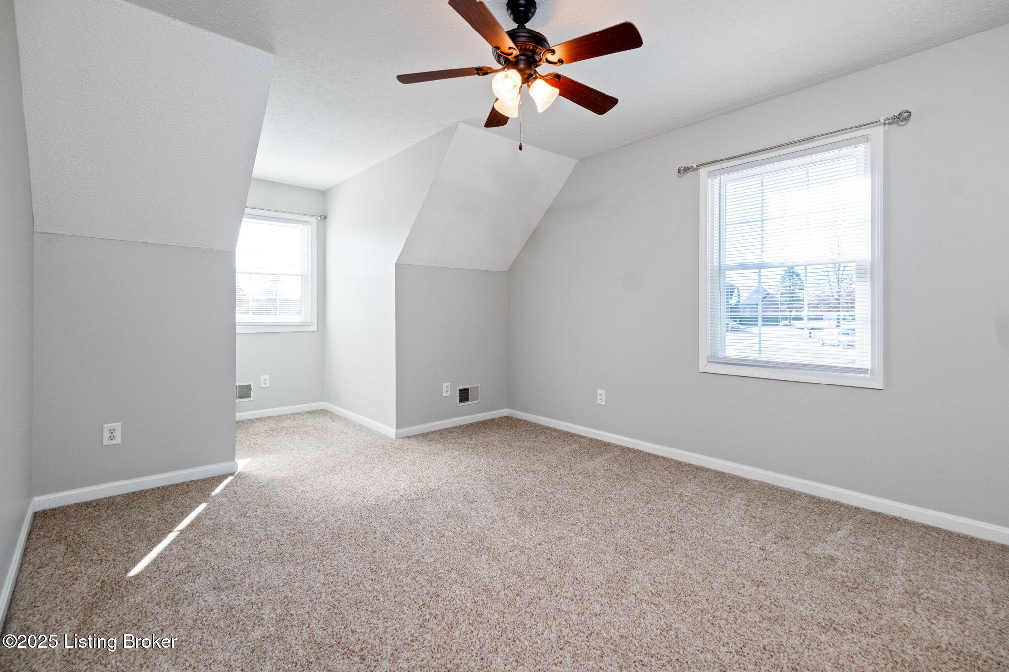 419 Pierce Ave