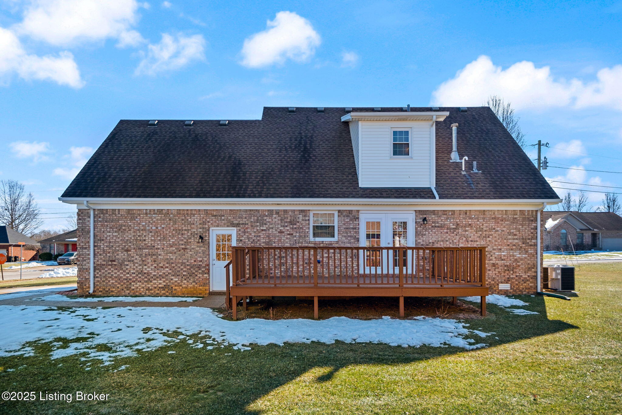 419 Pierce Ave