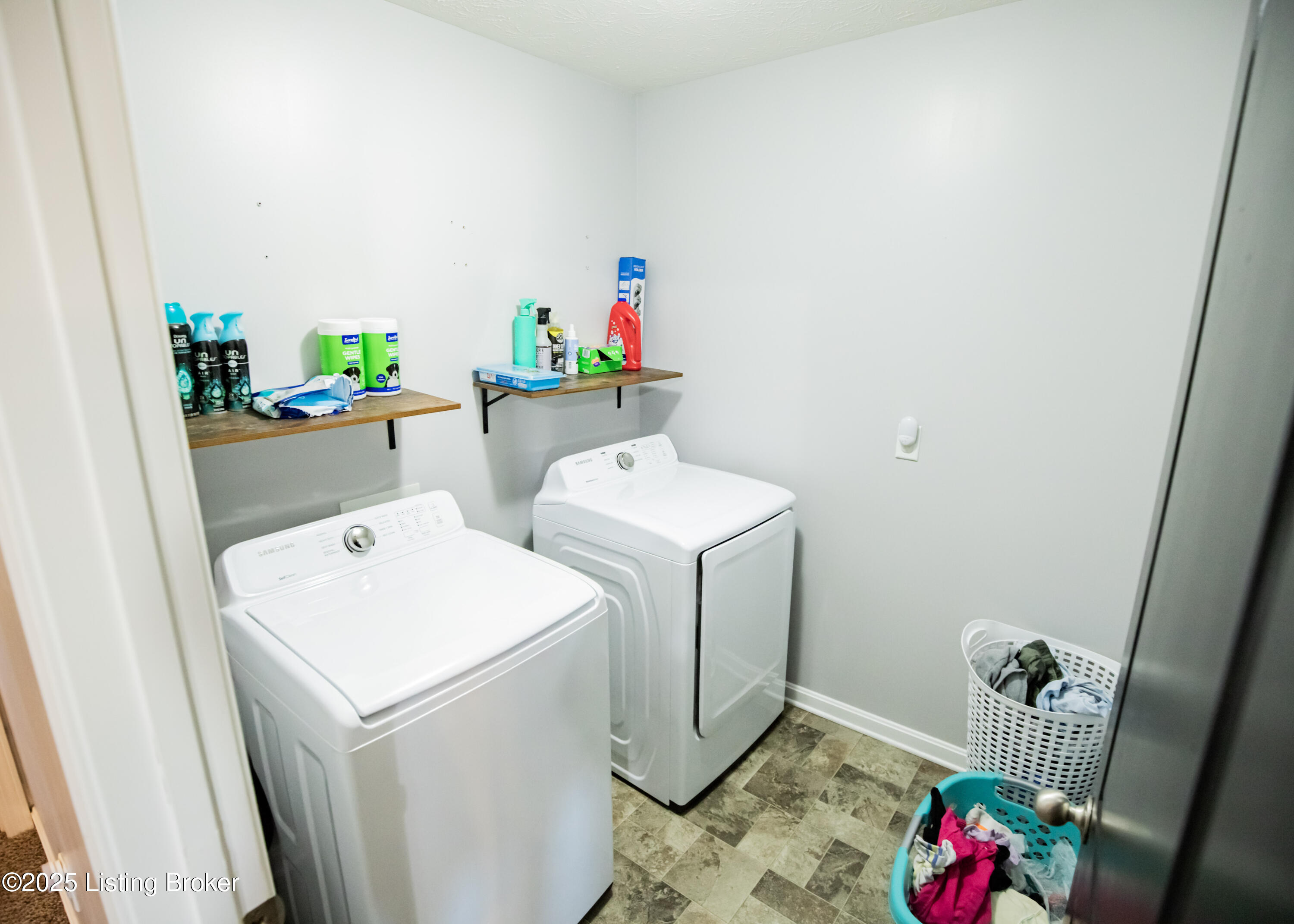 208 Gadwall Ct
