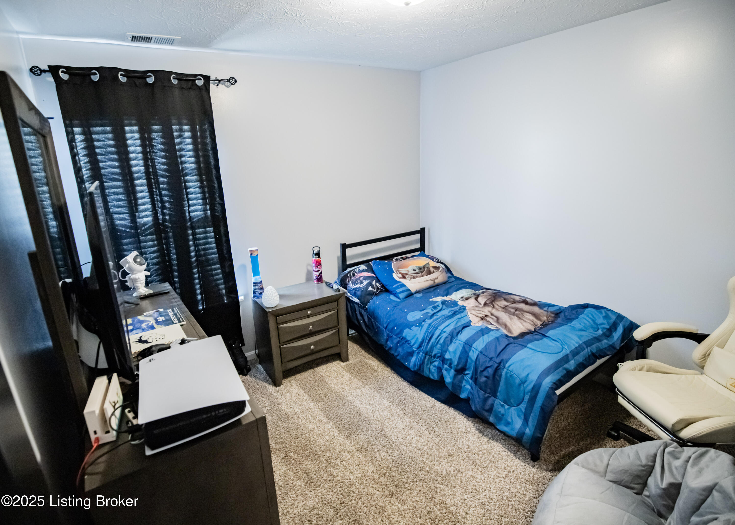 208 Gadwall Ct