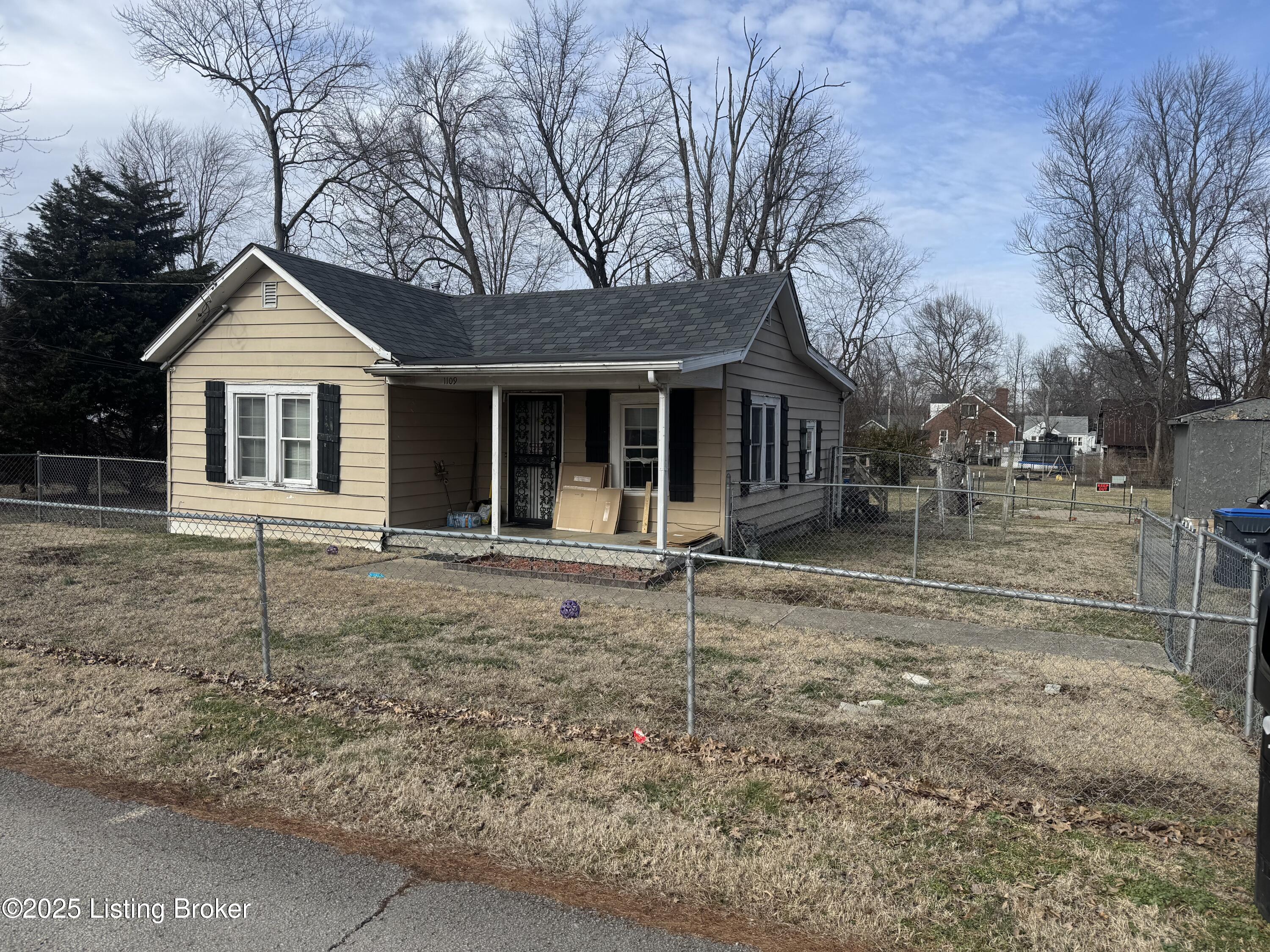 1109 Ireland Dr