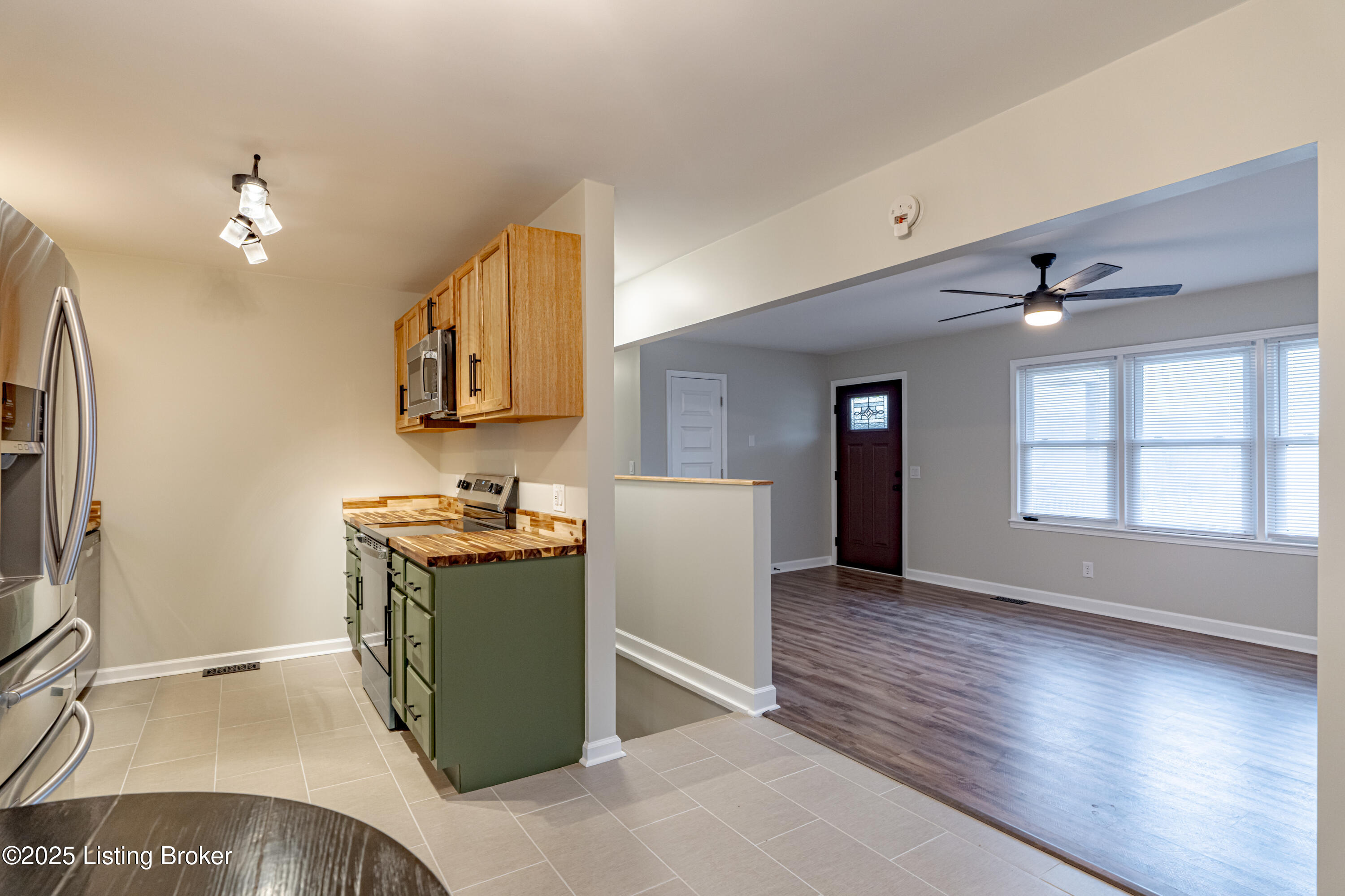440 Pinewood Drive Dr