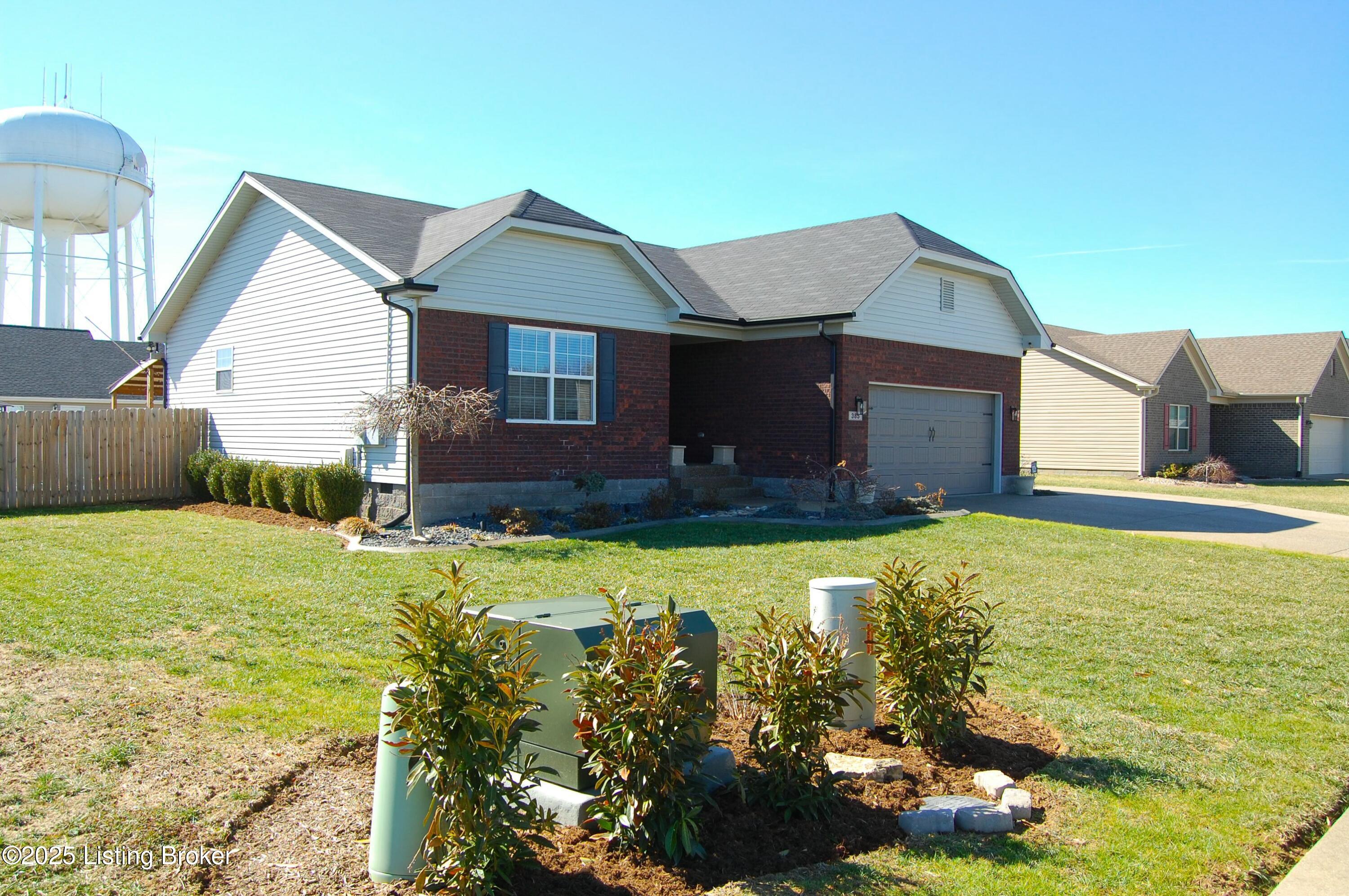 385 Golden Wing Rd