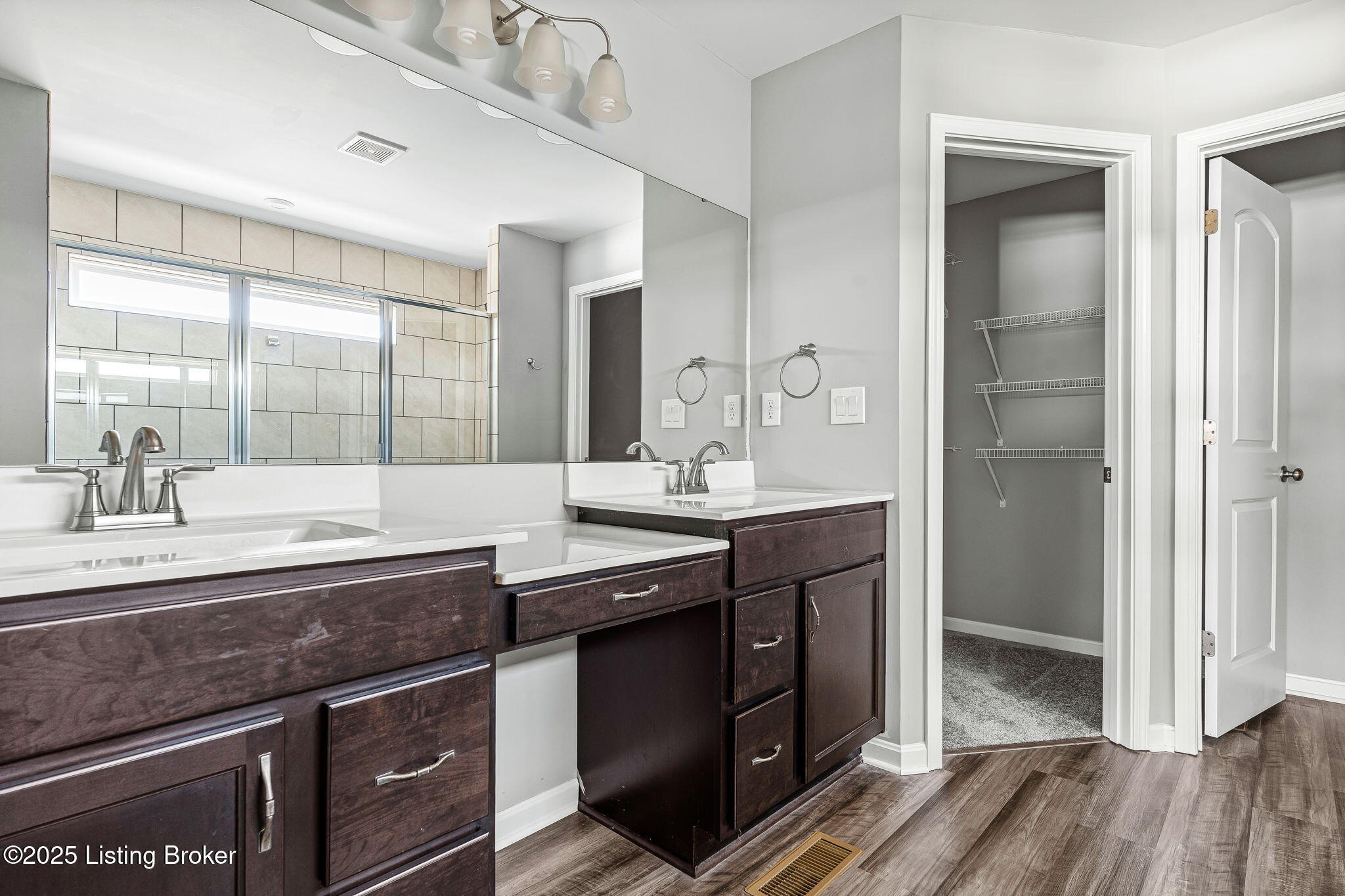 238 Highland Ridge Dr