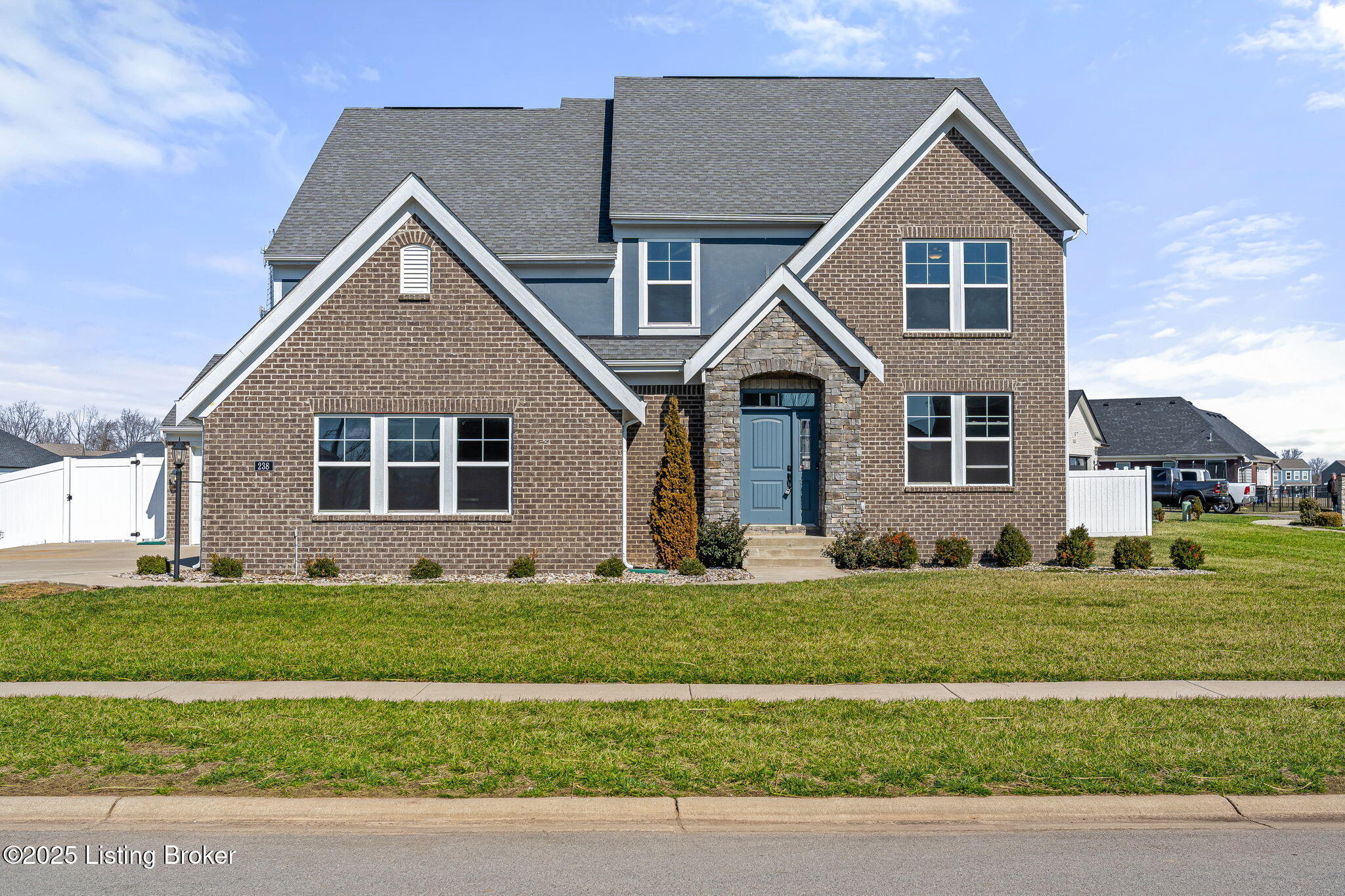 238 Highland Ridge Dr