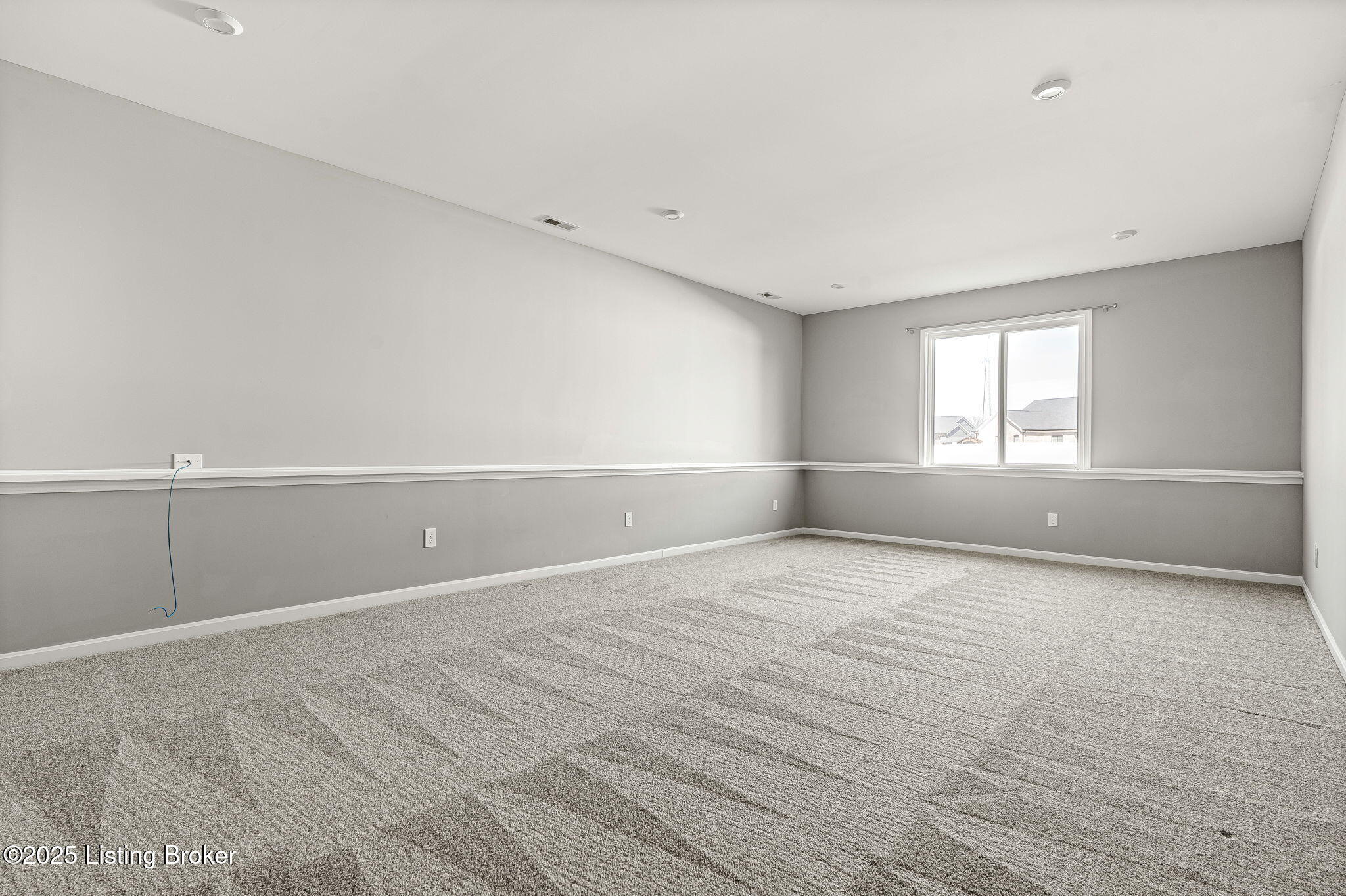 238 Highland Ridge Dr