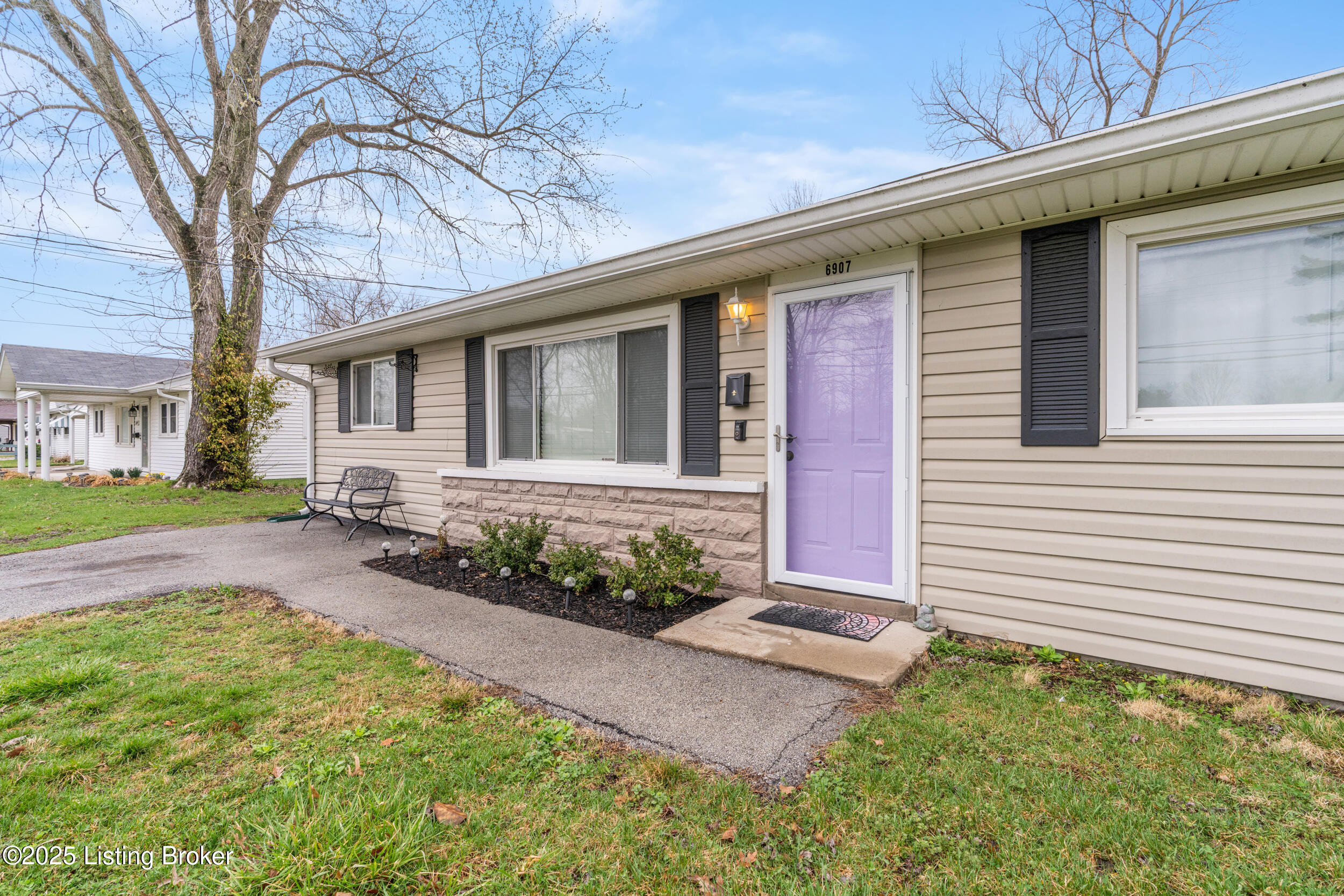 6907 Ethan Allen Way