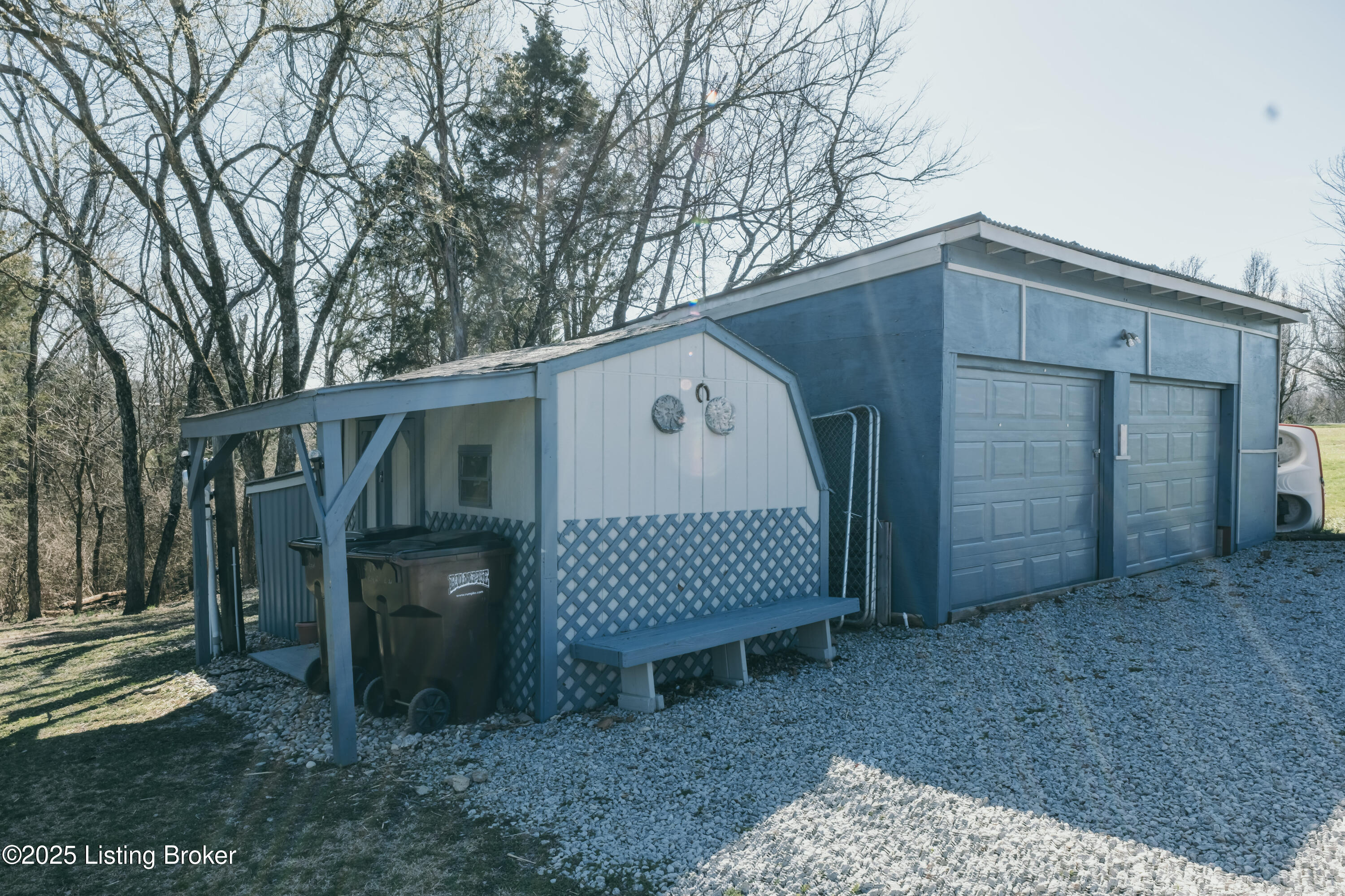 579 Lear Ln