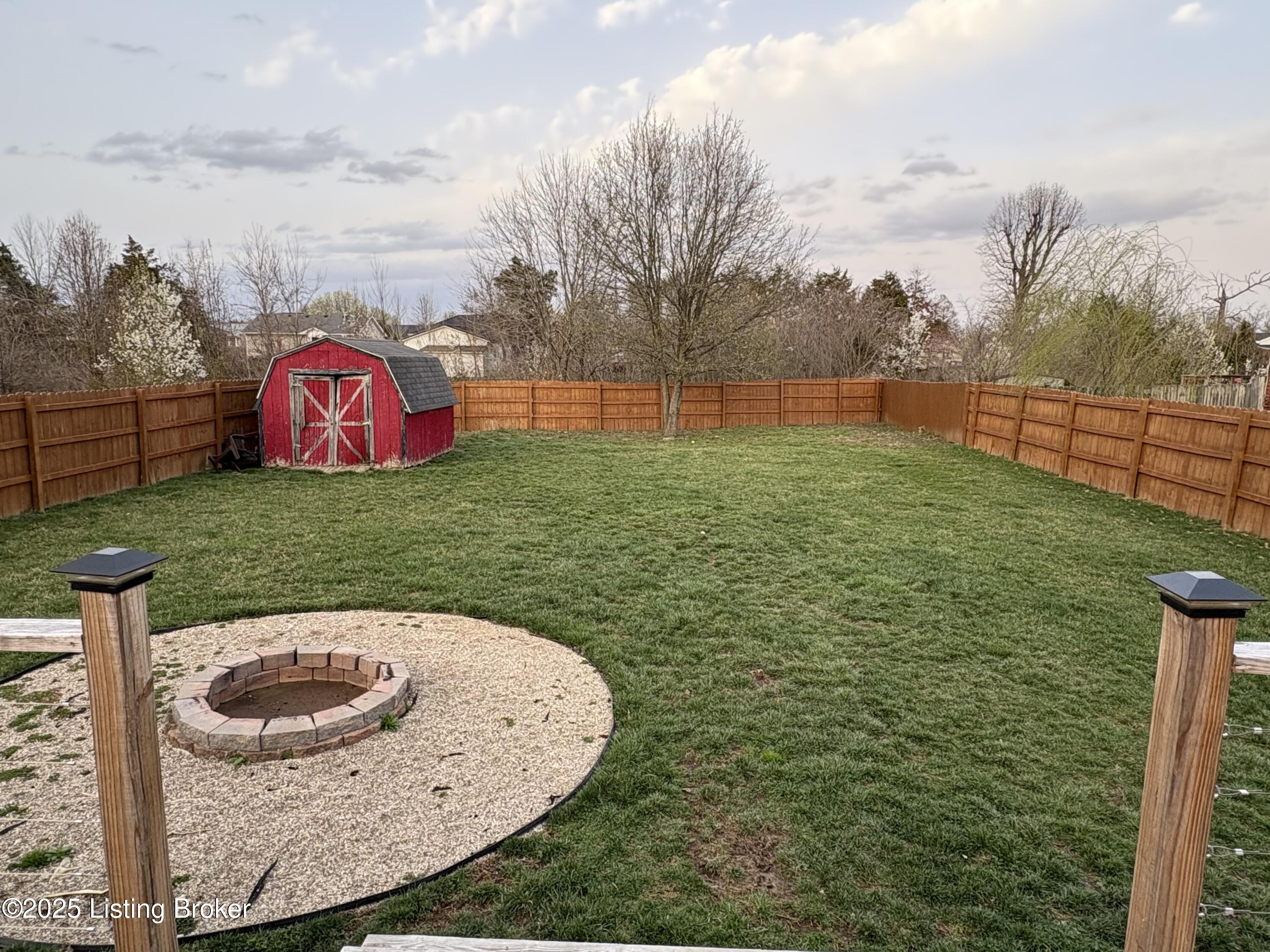 122 Beechnut Ct