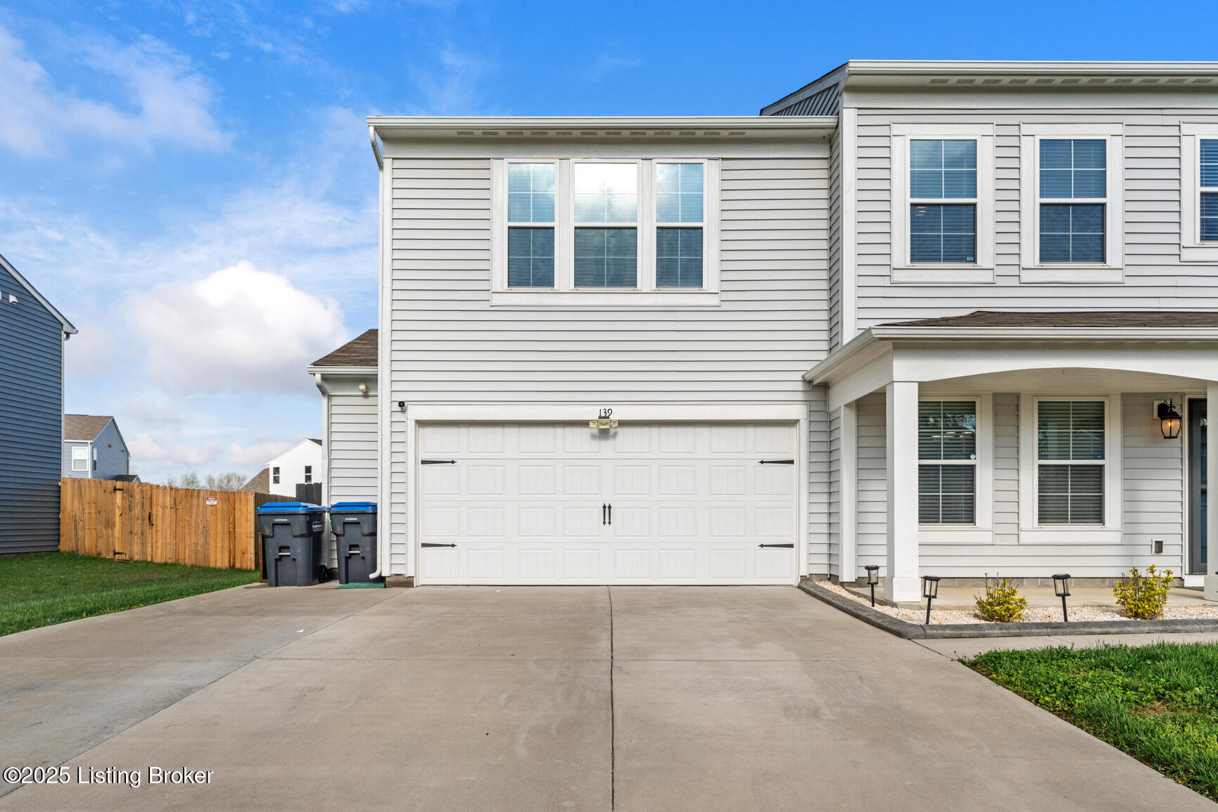 139 Shadow Rock Ct