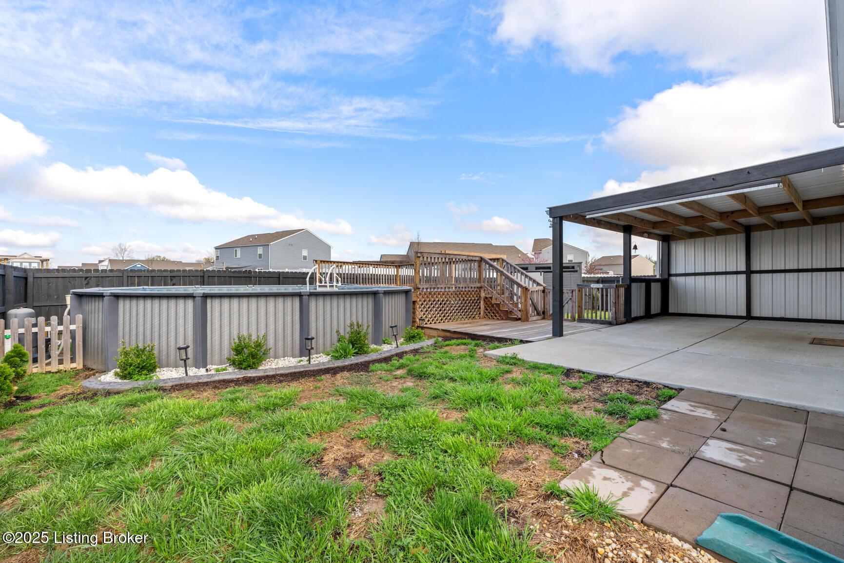 139 Shadow Rock Ct