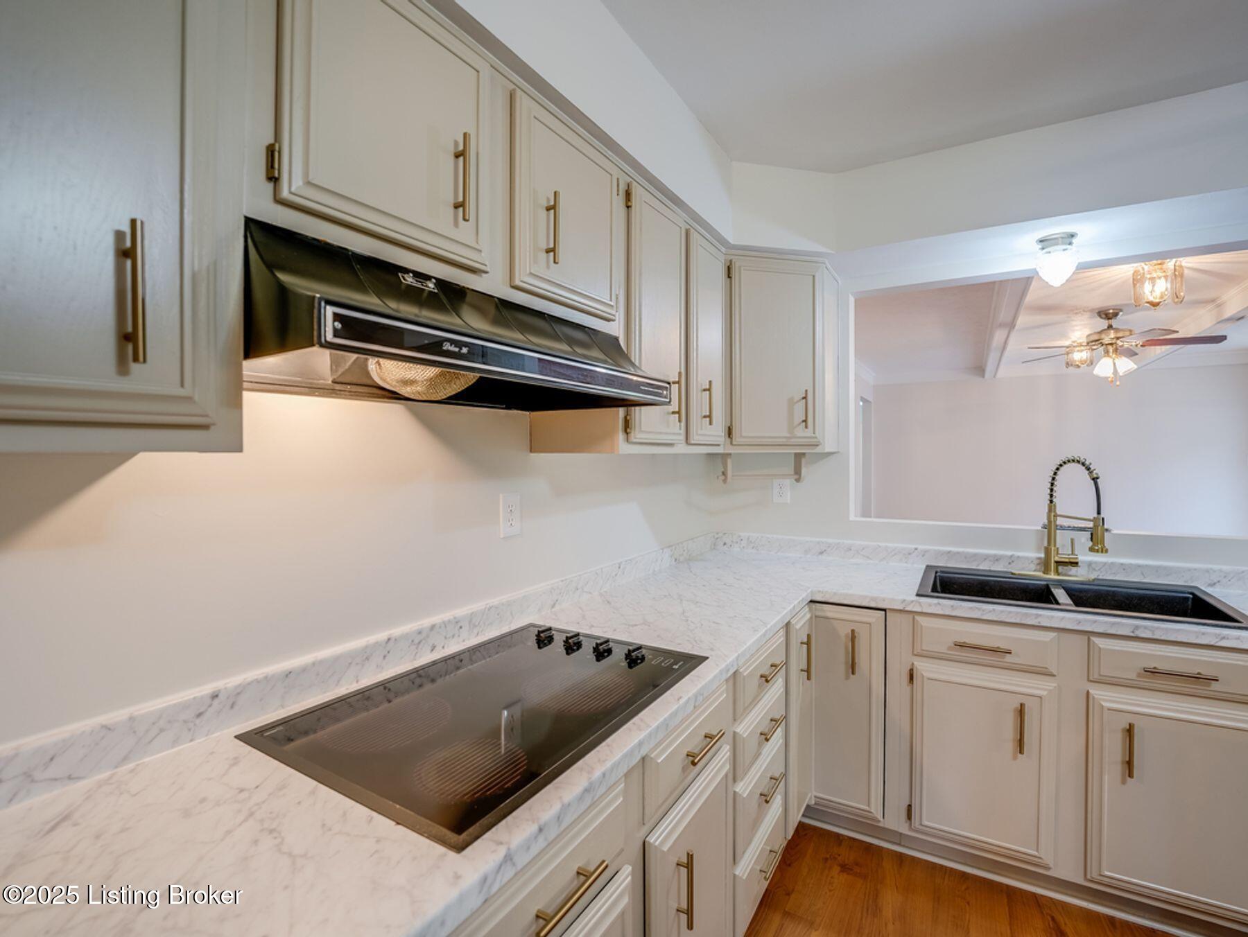 478 Tollview Dr