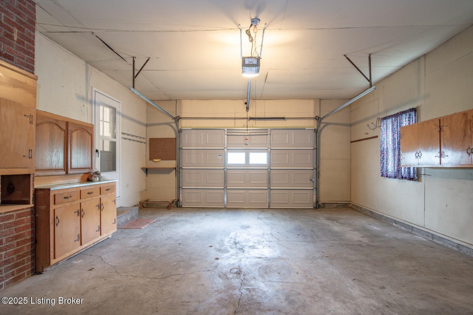 157 S Forrest Rd