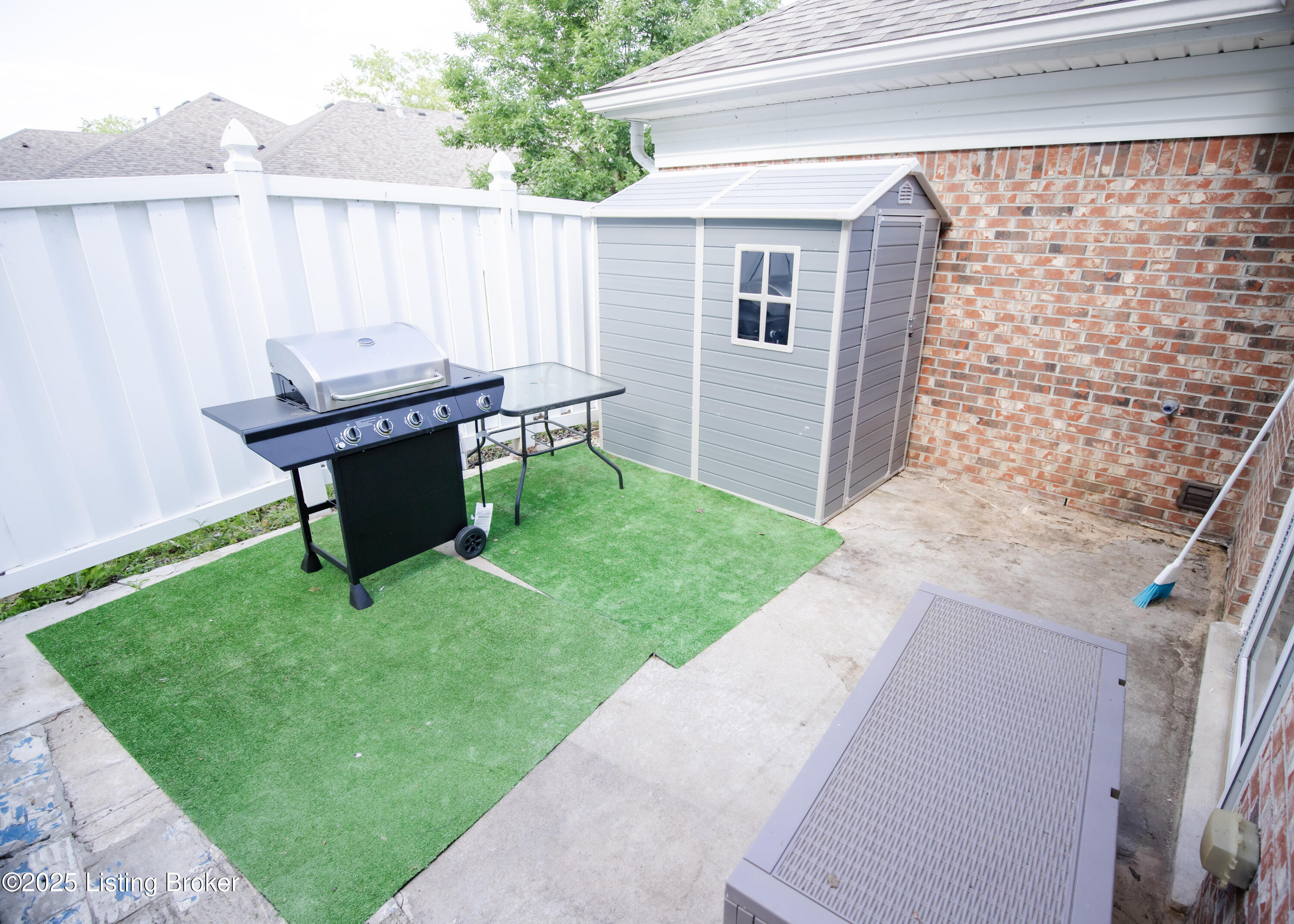 11116 Brookley Dr