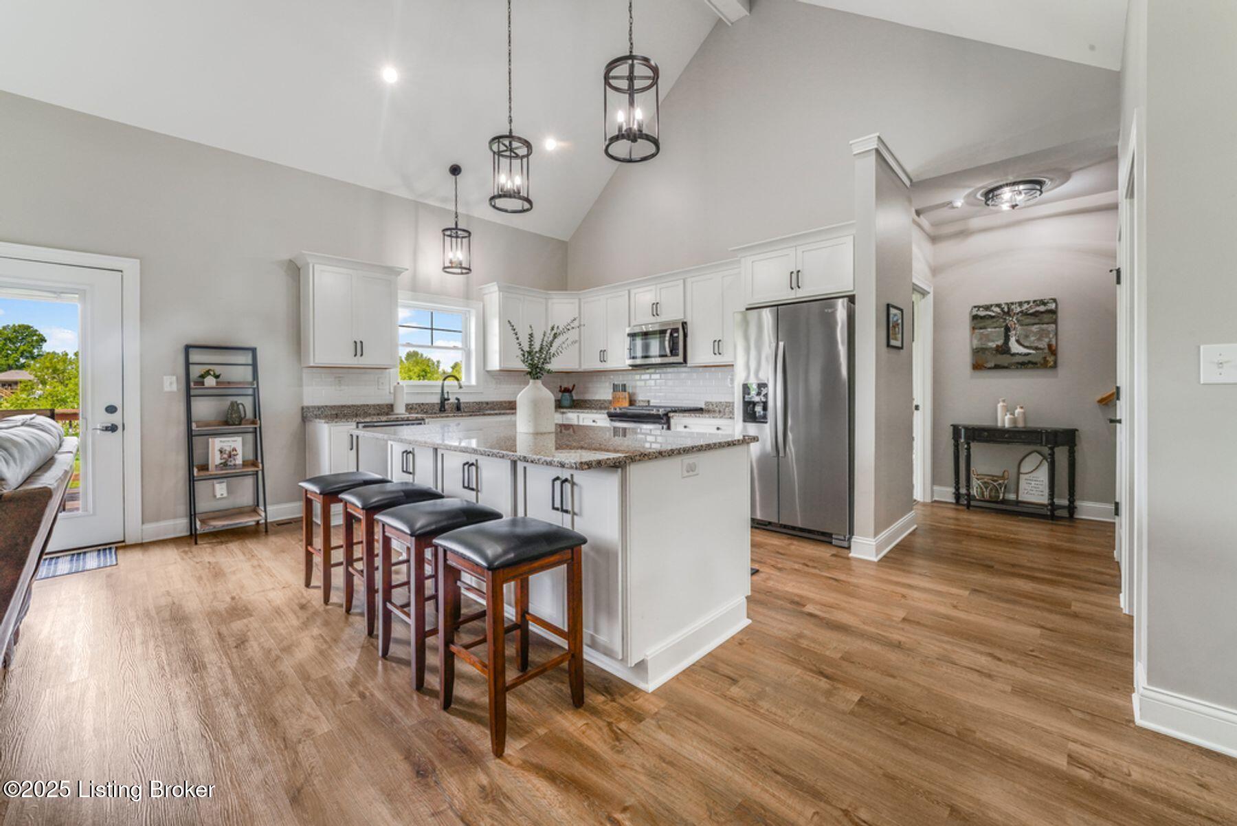 458 Christman Ln