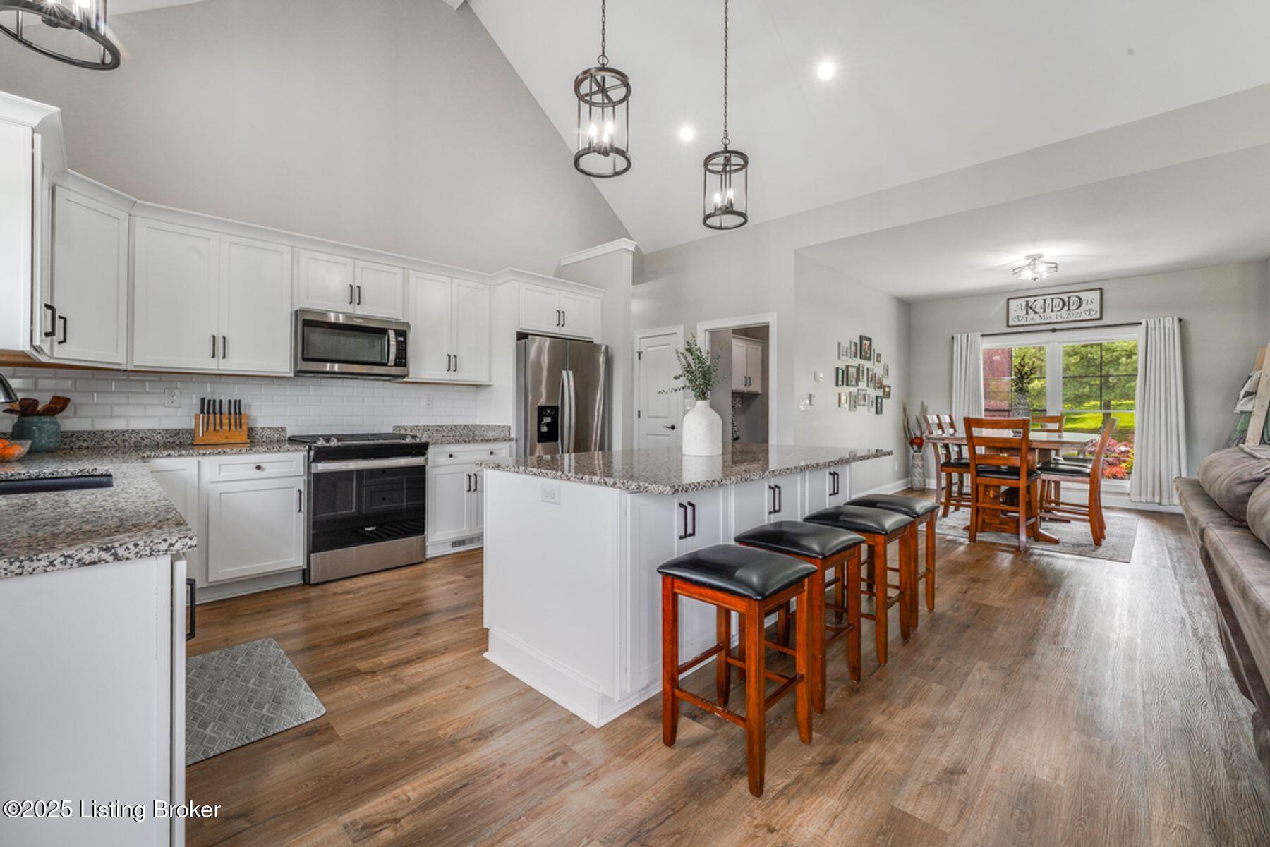 458 Christman Ln